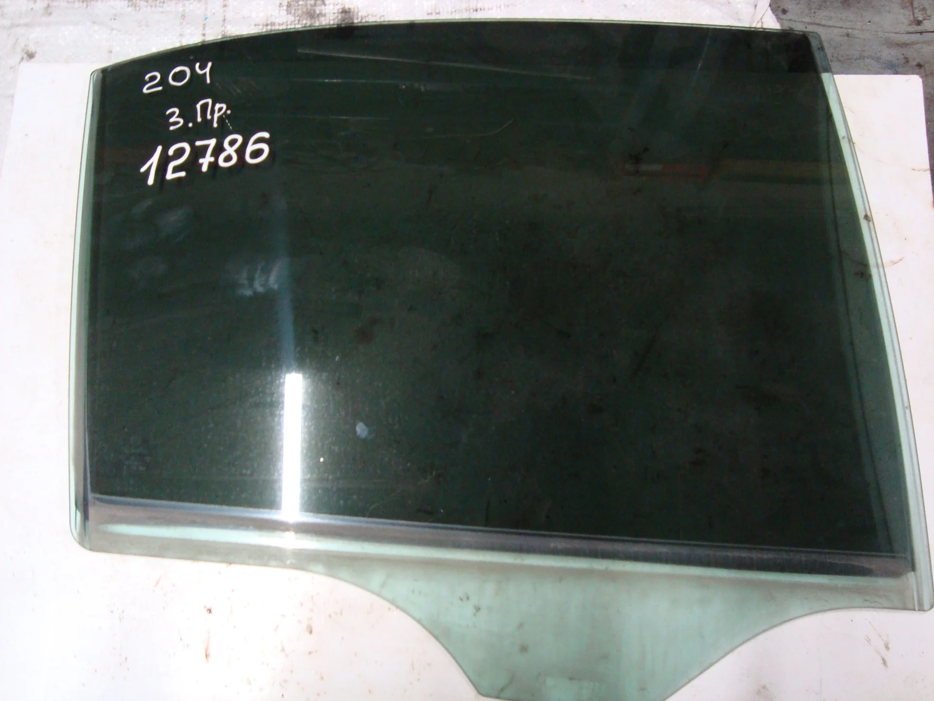 Стекло задней правой двери Mercedes-Benz W204 271 A2047350210 - изображение 1
