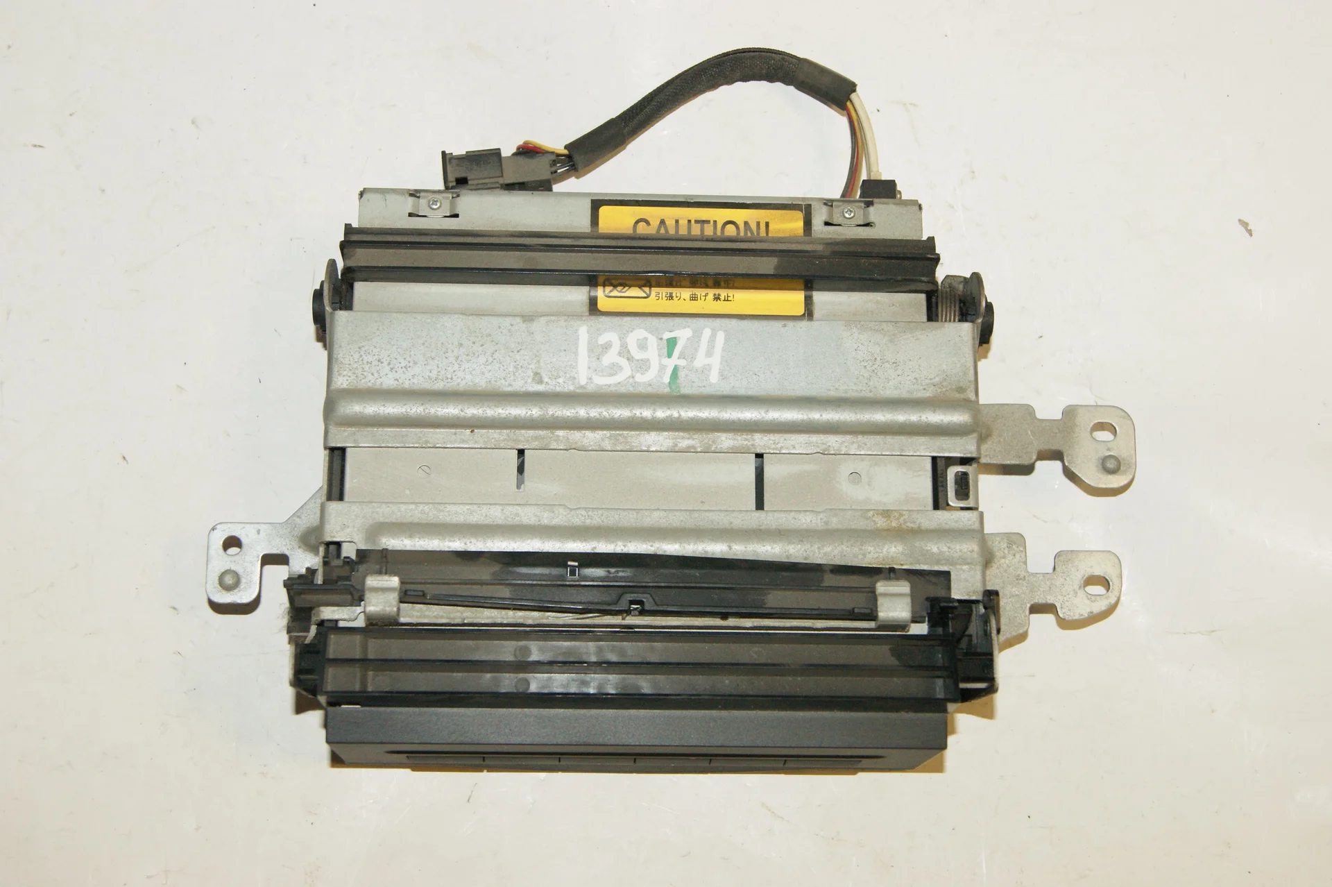 CD-чейнджер Mercedes-Benz W164 - миниатюра 3