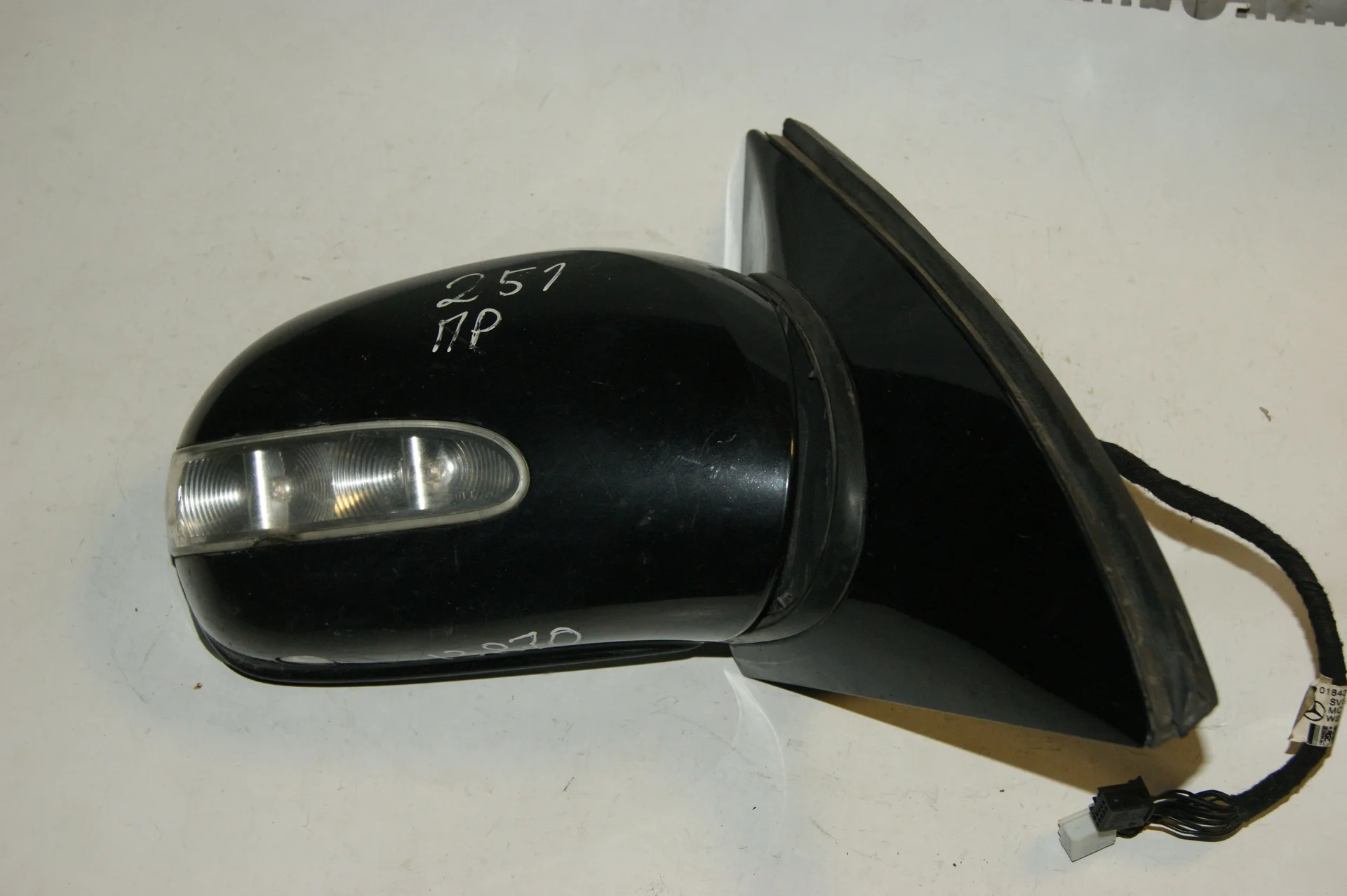 Зеркало правое Mercedes-Benz W251 - миниатюра 2