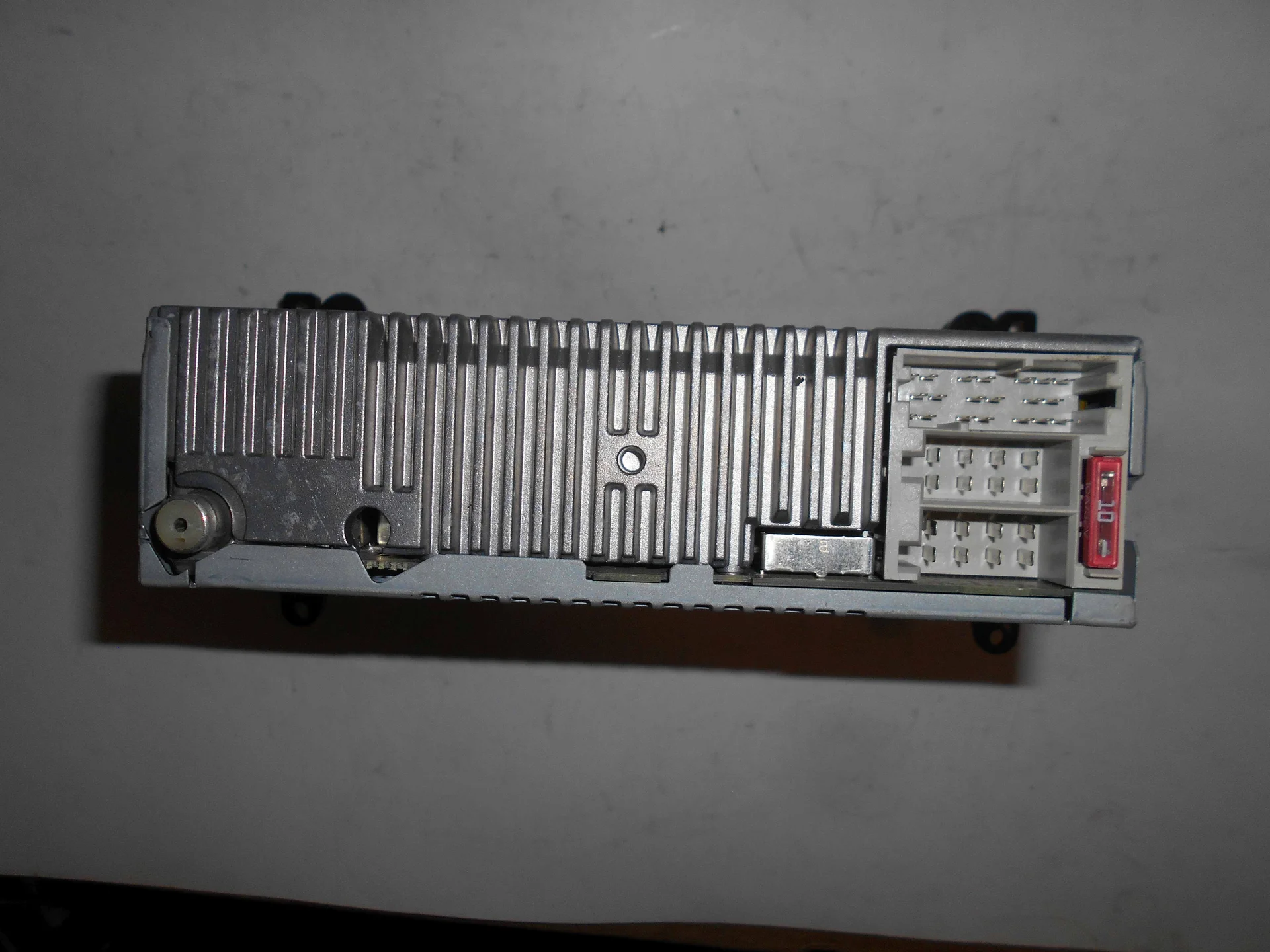 Магнитола Mercedes-Benz W639 A9068200286 - миниатюра 2