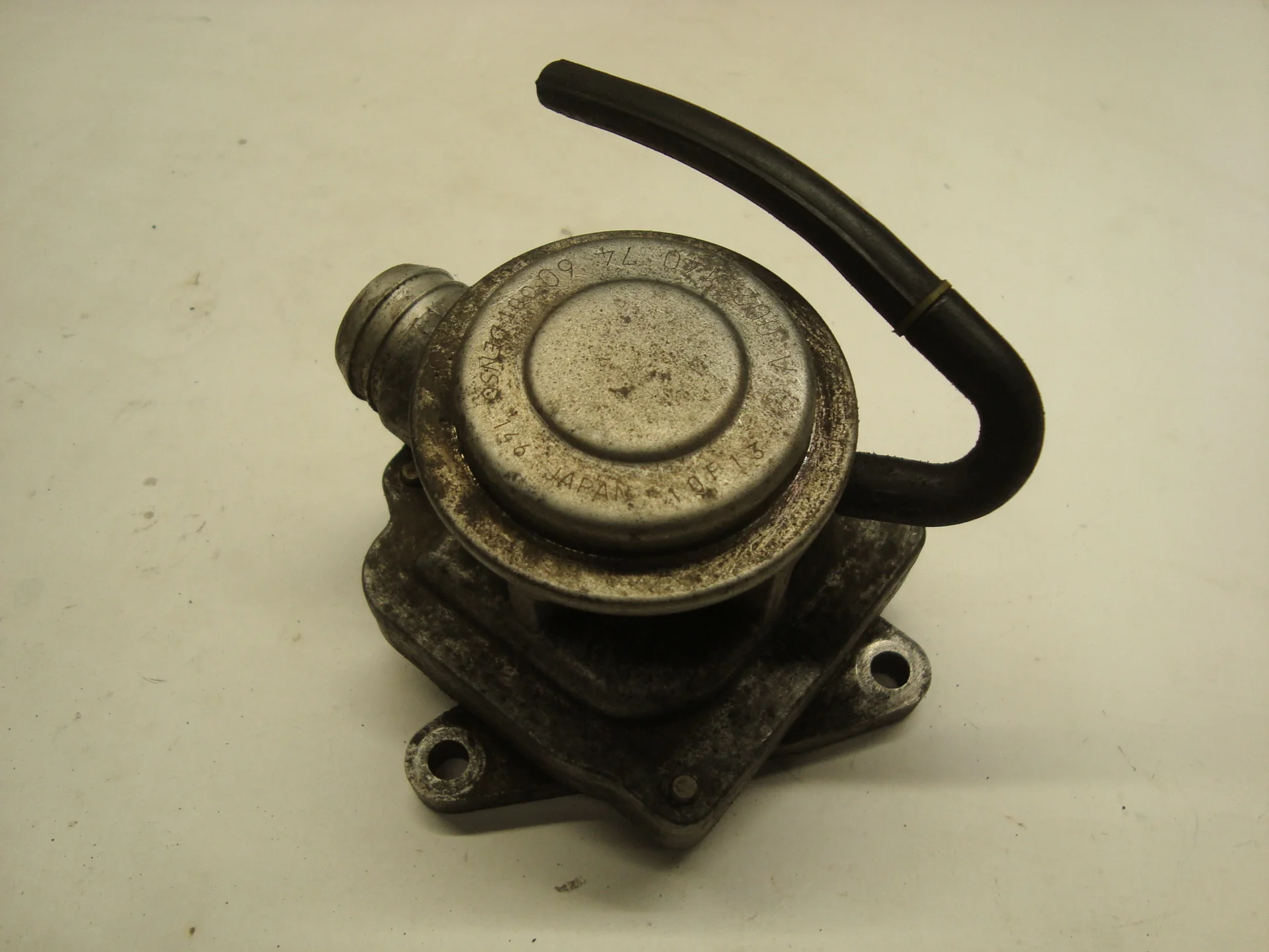 Клапан ЕГР Mercedes-Benz W221 272 A0021407460 - миниатюра 2