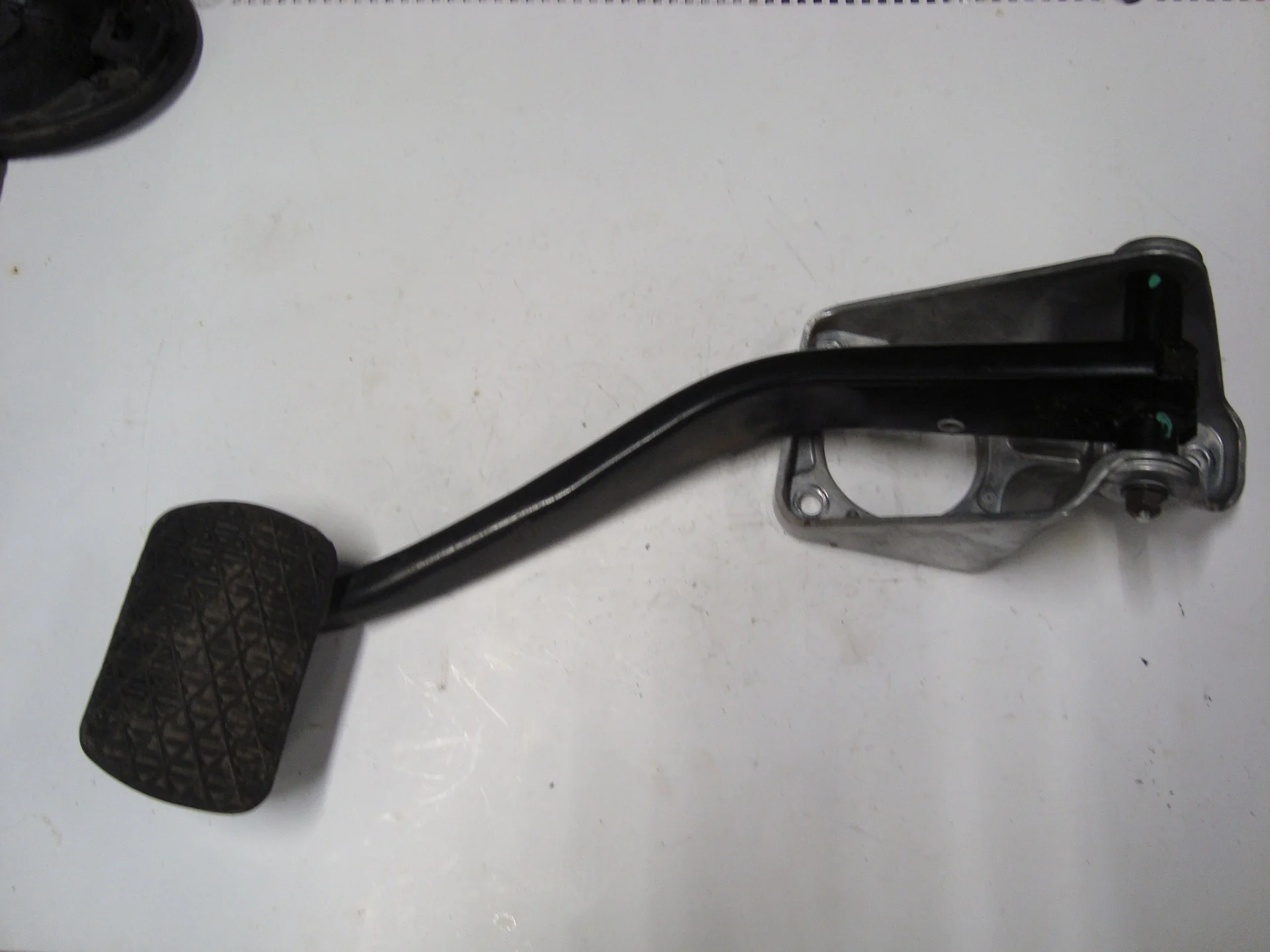 Педаль тормоза Mercedes-Benz W164 642 A1642900401 - миниатюра 2