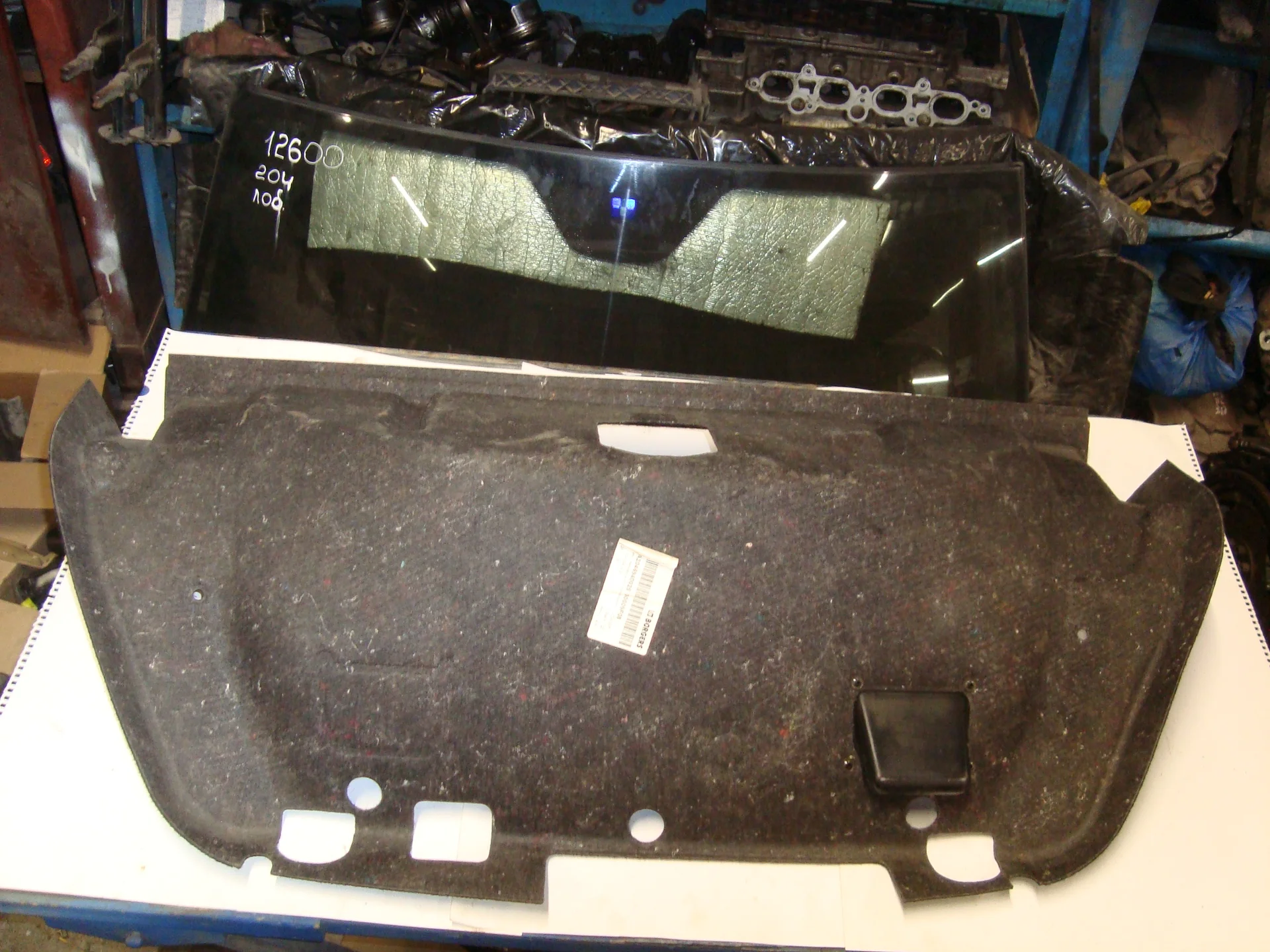 Обшивка крышки багажника Mercedes-Benz W204 271 A2046940025 - миниатюра 2