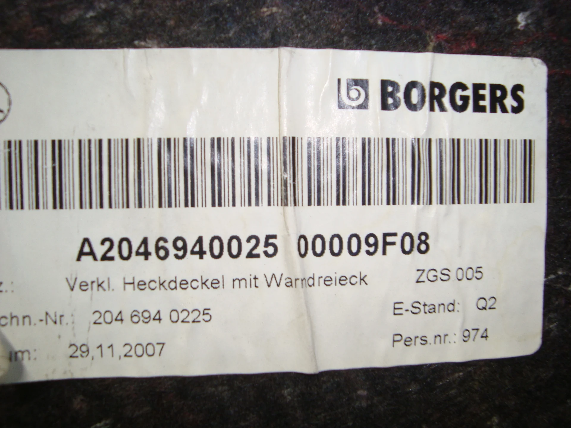 Обшивка крышки багажника Mercedes-Benz W204 271 A2046940025 - миниатюра 3