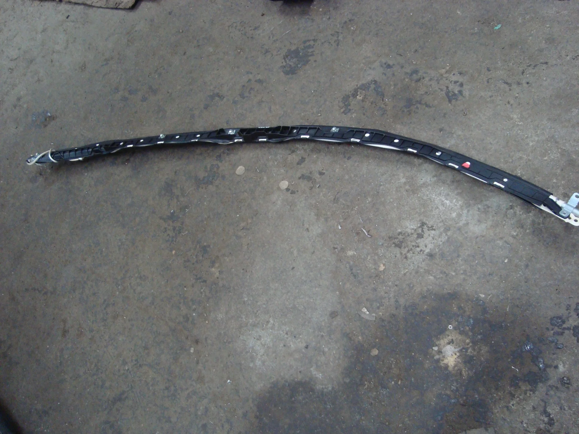 Шторка правая Mercedes-Benz W164 642 A1648601005 - миниатюра 3