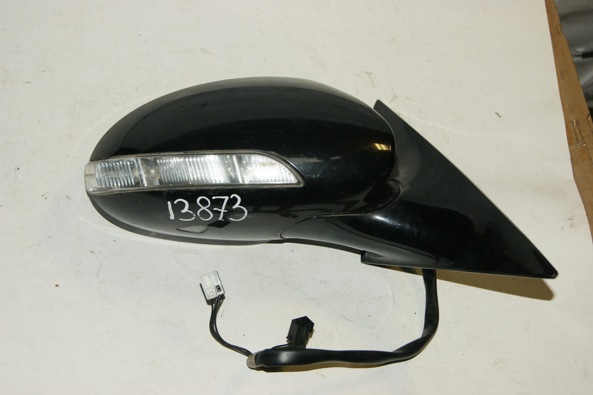 Зеркало правое Mercedes-Benz C219 - миниатюра 2
