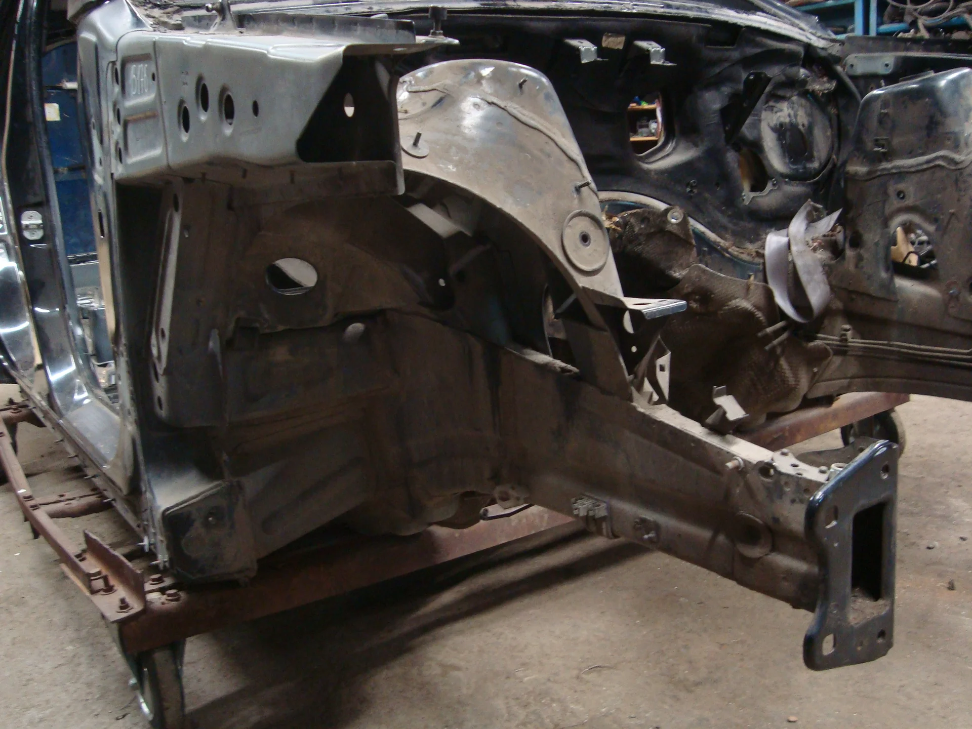 Четверть кузова передняя правая Mercedes-Benz W164 642 - миниатюра 3