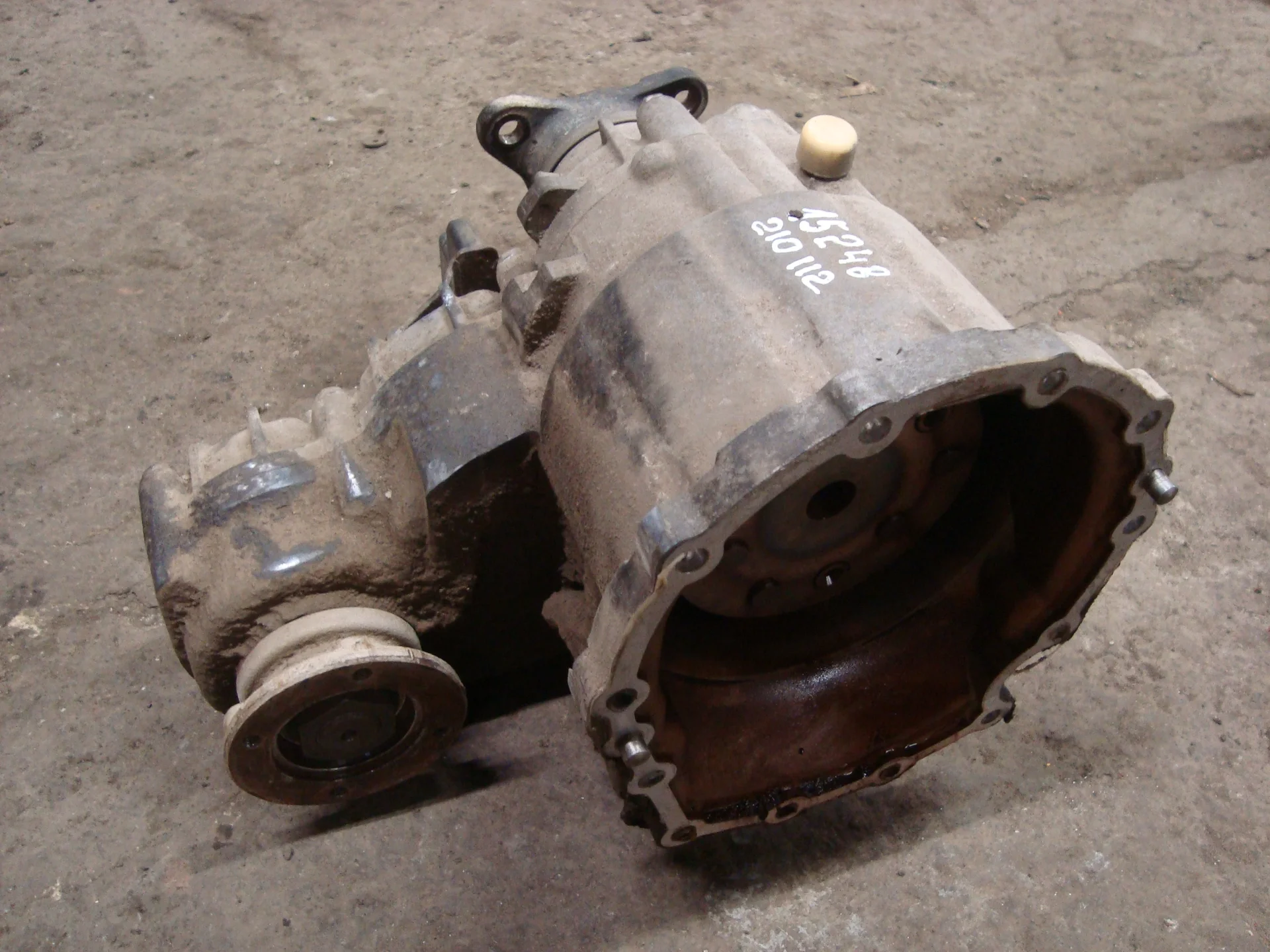 Раздаточная коробка Mercedes-Benz W210 112 A2102800100 - изображение 1