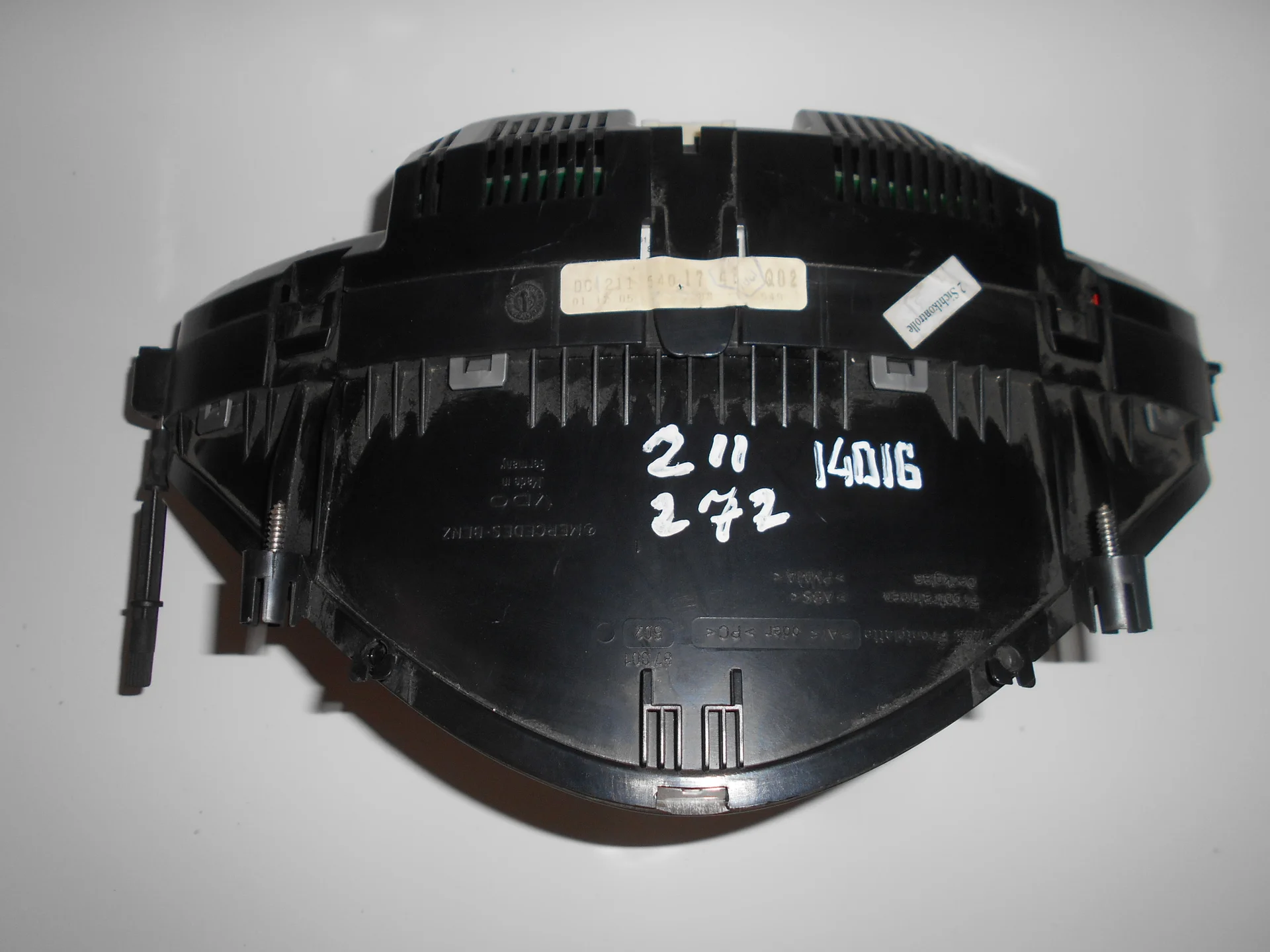 Панель приборов Mercedes-Benz W211 272 A2115401748 - миниатюра 2