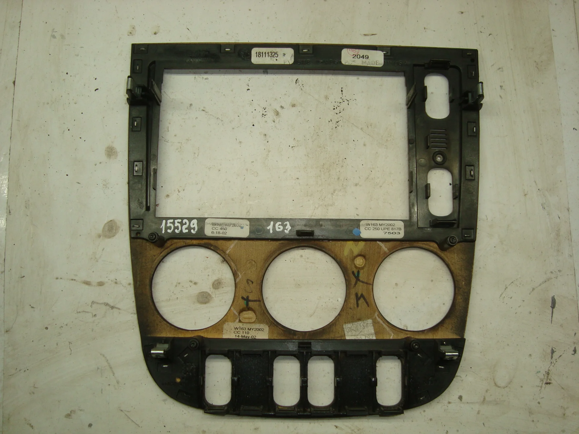 Накладка консоли Mercedes-Benz W163 628 A1636803539 - миниатюра 3