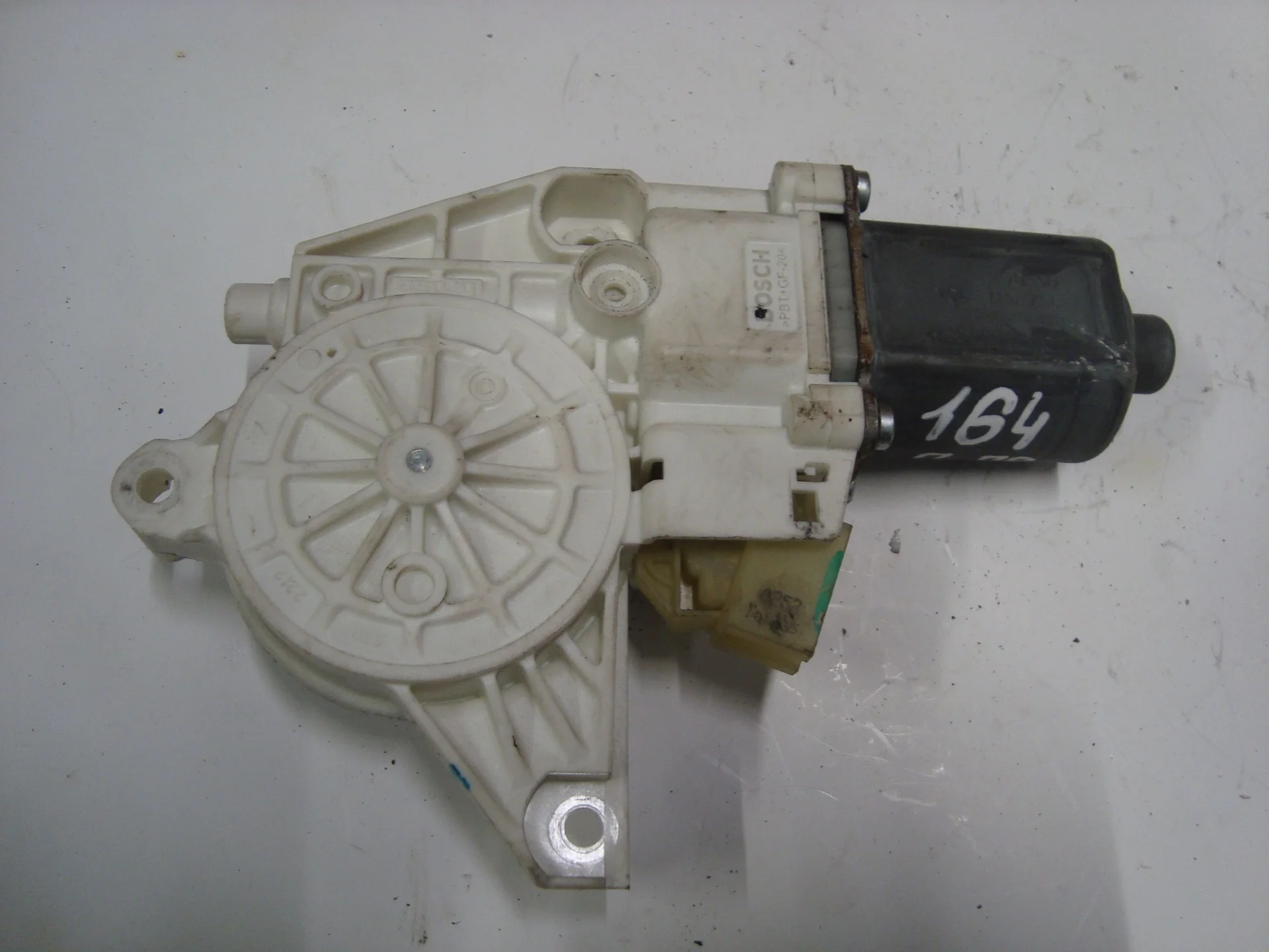 Моторчик переднего правого стеклоподъемника Mercedes-Benz W164 A2518200842 - миниатюра 2
