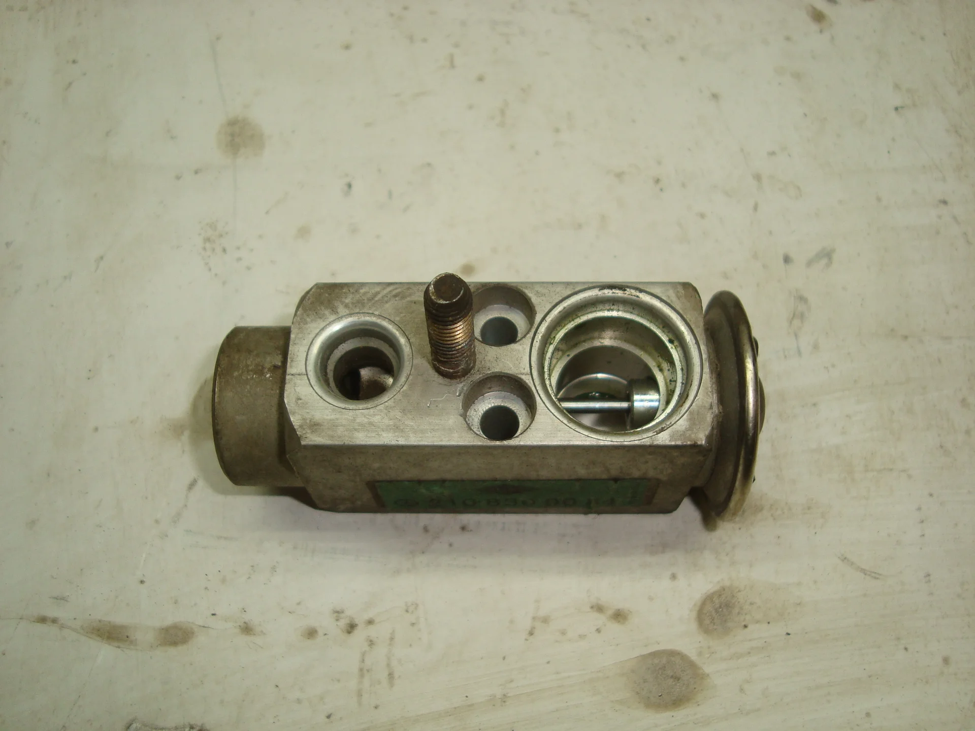 Клапан кондиционера Mercedes-Benz W210 112 A9018300084 - миниатюра 2