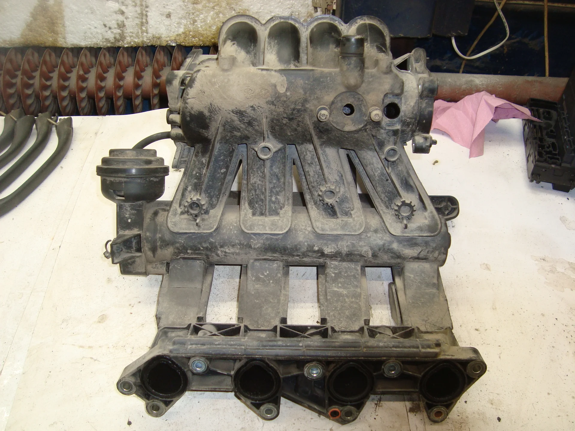 Впускной коллектор Mercedes-Benz W169 266 A2661410201 - миниатюра 2