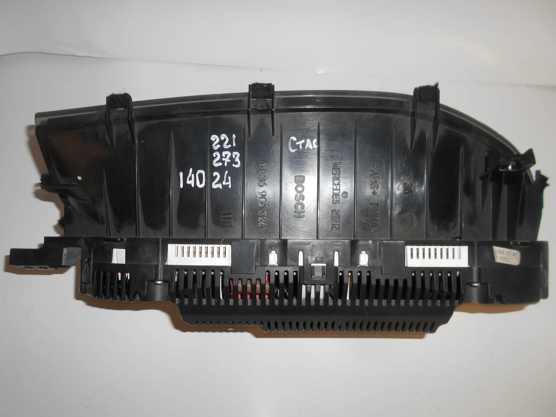 Панель приборов Mercedes-Benz W221 273 A2215409747 - миниатюра 2