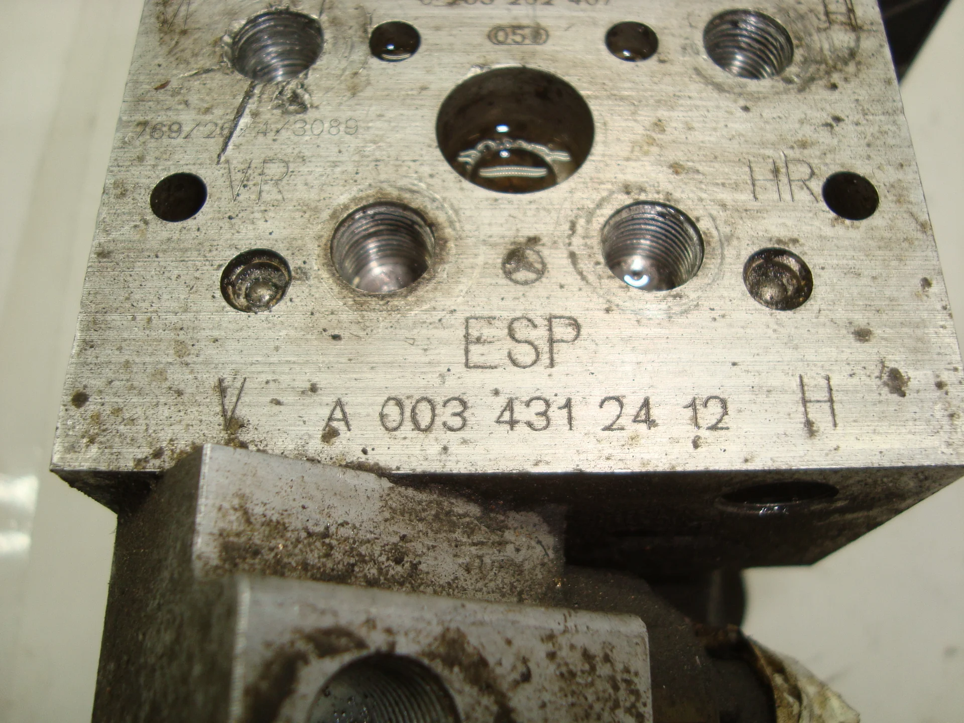 Блок ABS (насос) Mercedes-Benz W210 112 A0034314212 - миниатюра 3
