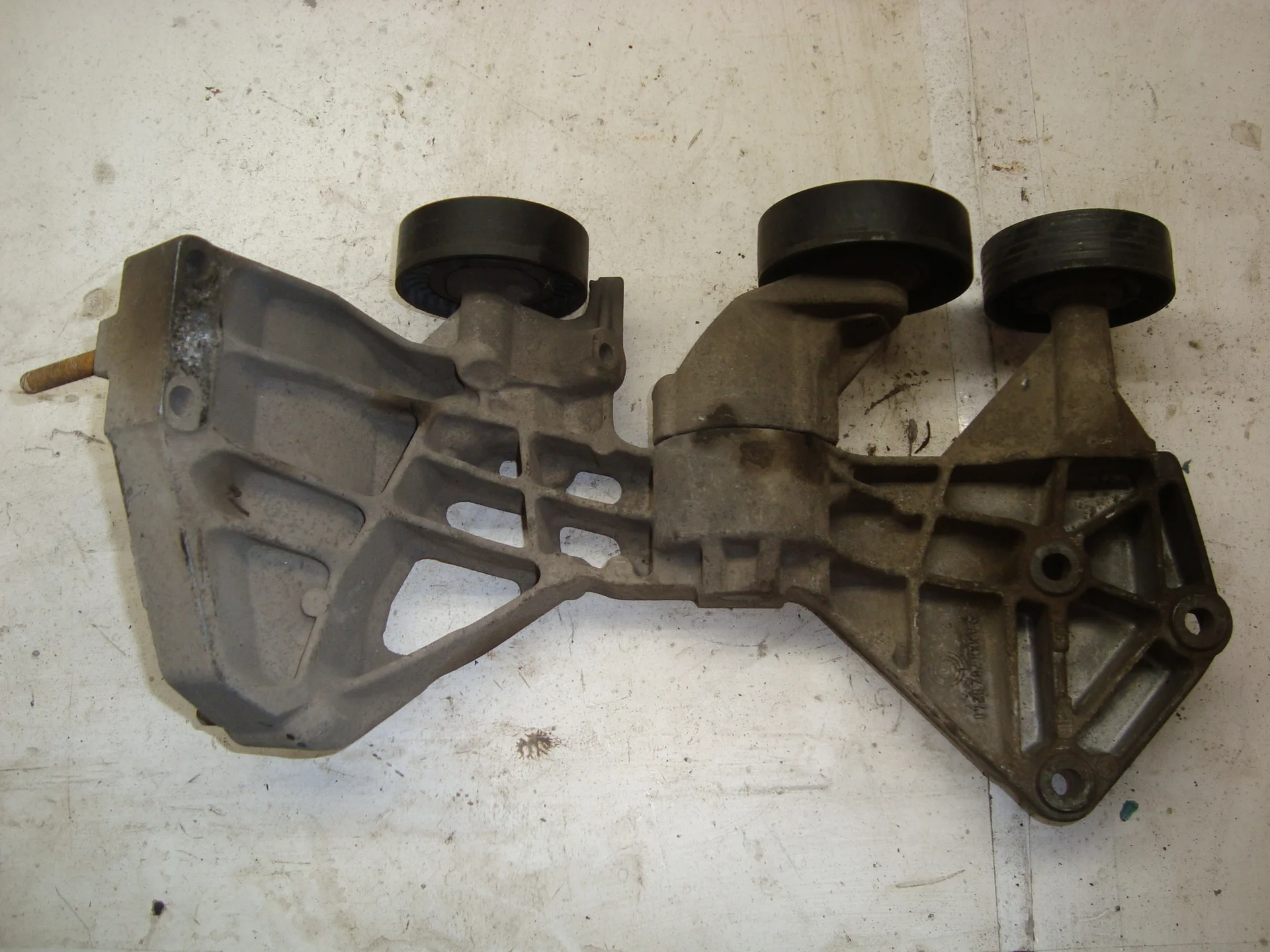 Натяжитель ремня Mercedes-Benz W168 166 A1662020240 - миниатюра 2