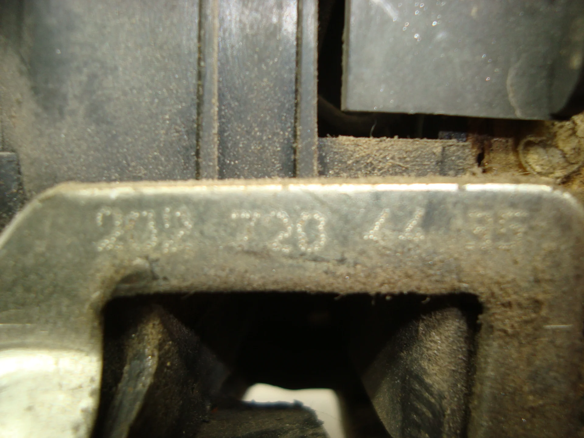 Замок двери передней правой Mercedes-Benz W210 112 A2027204435 - миниатюра 2