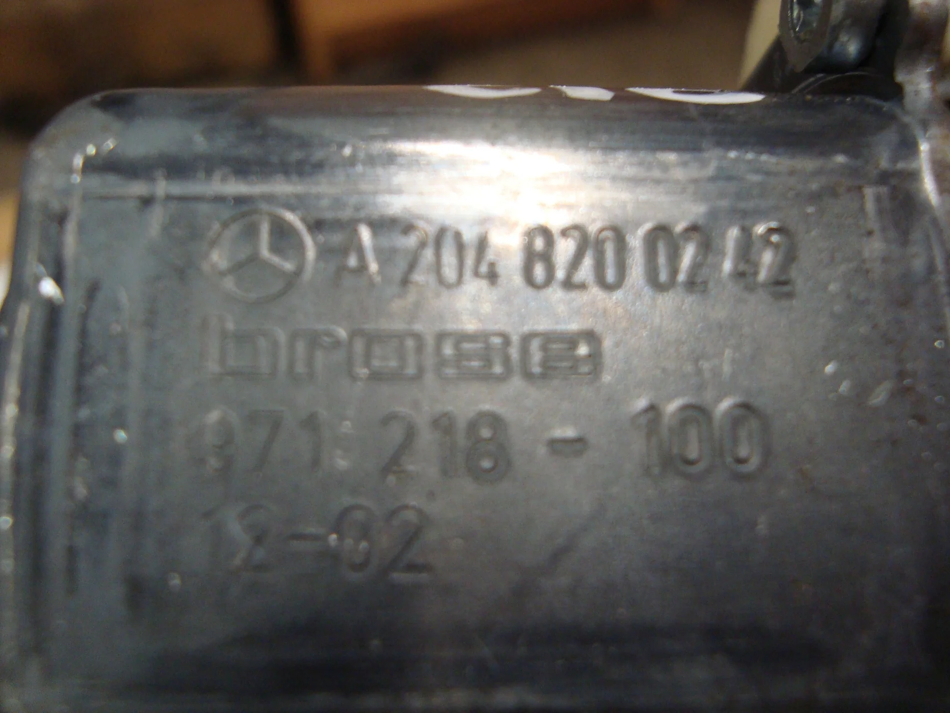Моторчик переднего правого стеклоподъемника Mercedes-Benz W212  A2048200242 - миниатюра 3