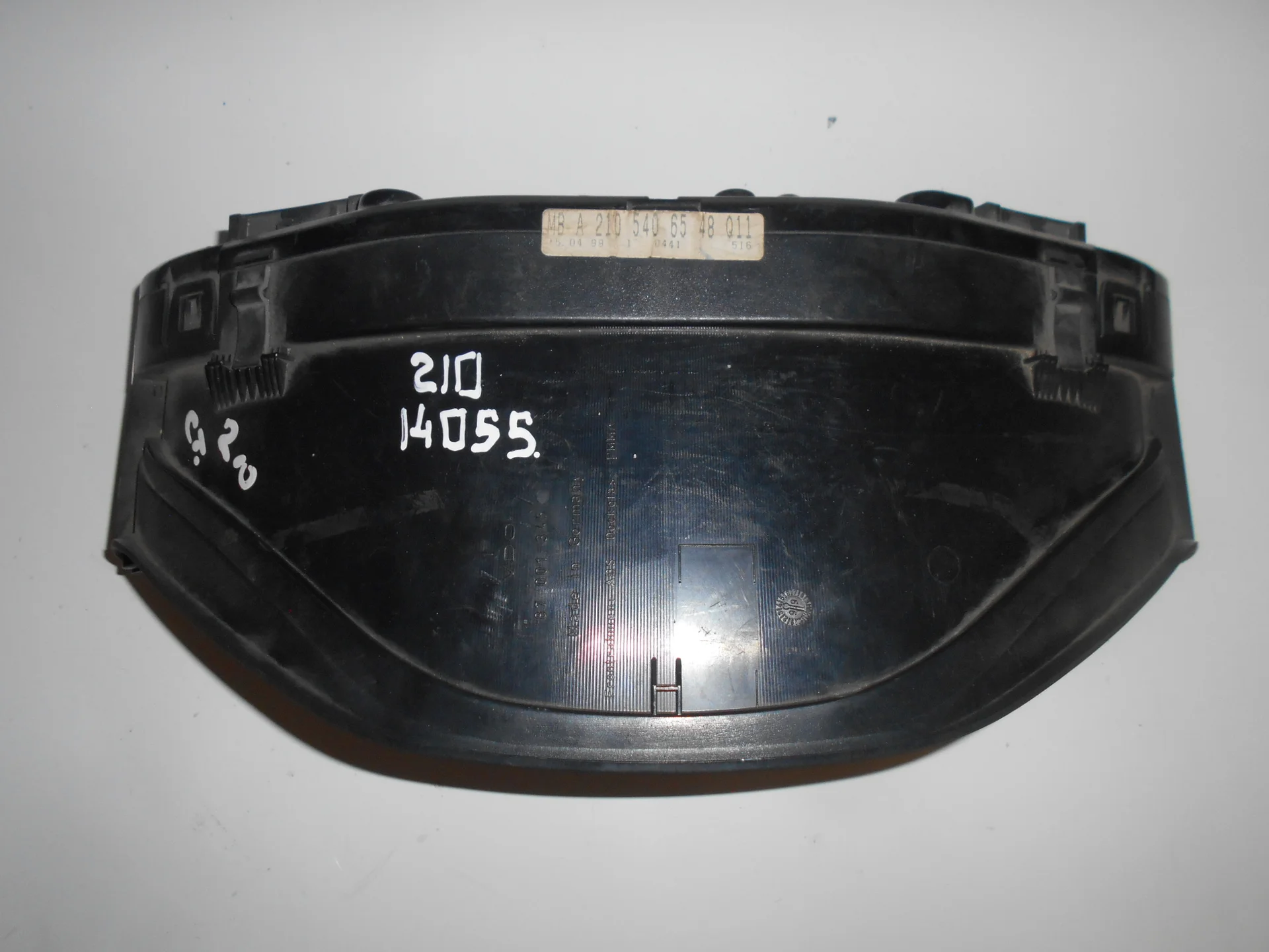 Панель приборов Mercedes-Benz W210 A2105406548 - миниатюра 2