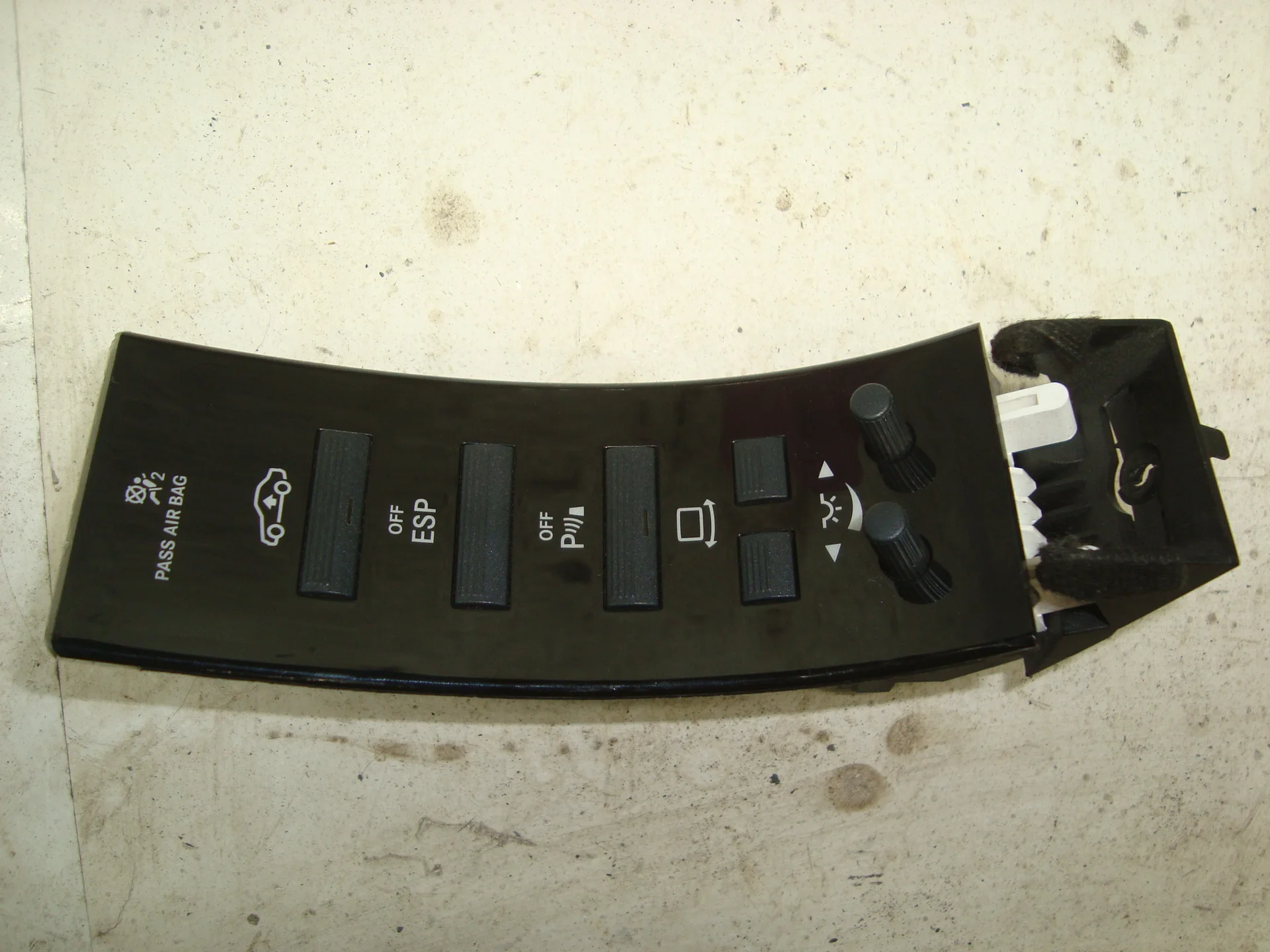 Блок кнопок OBF Mercedes-Benz W221 A2218701758 - изображение 1