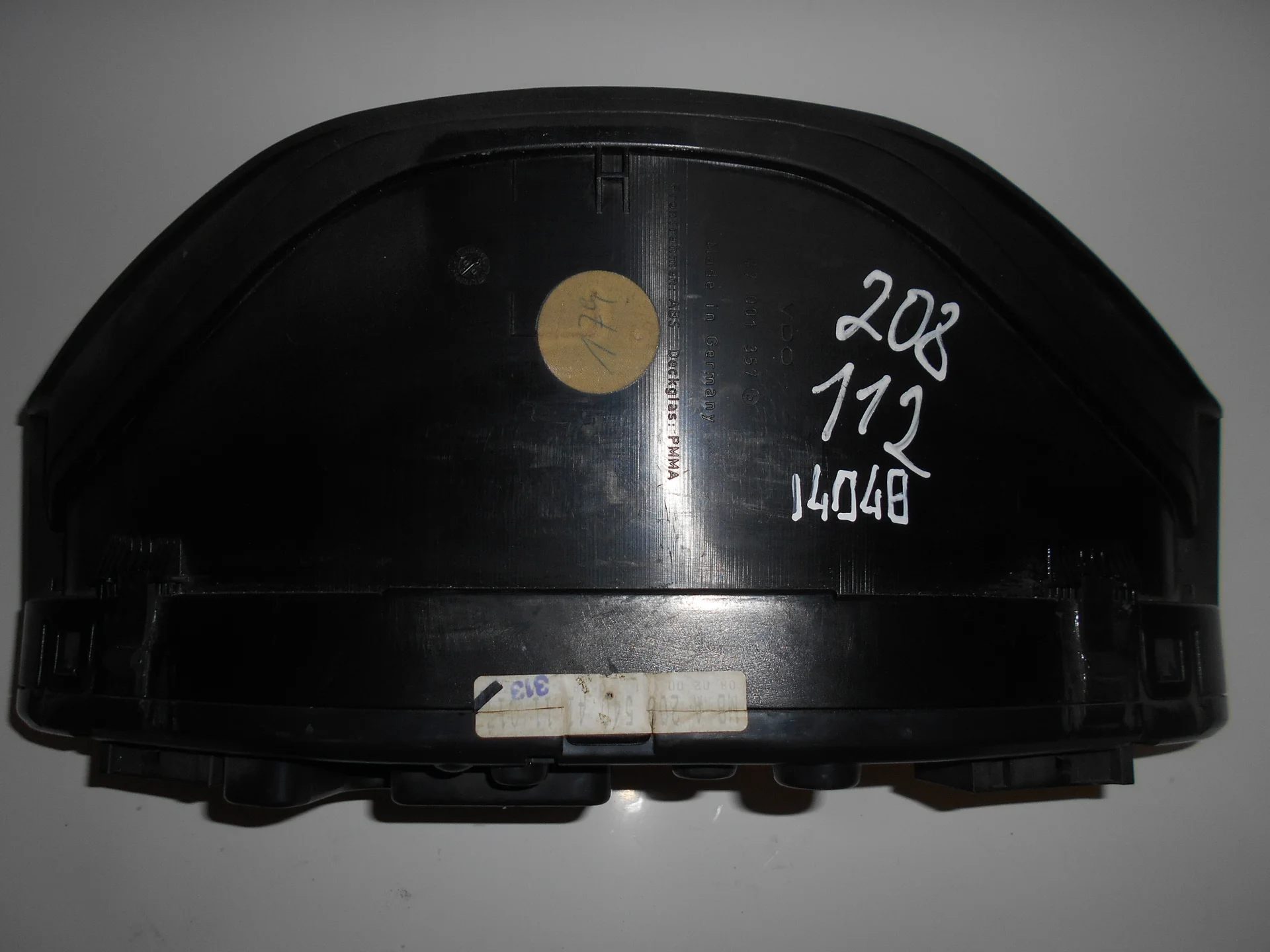 Панель приборов Mercedes-Benz C208 112 A2085404111 - миниатюра 2