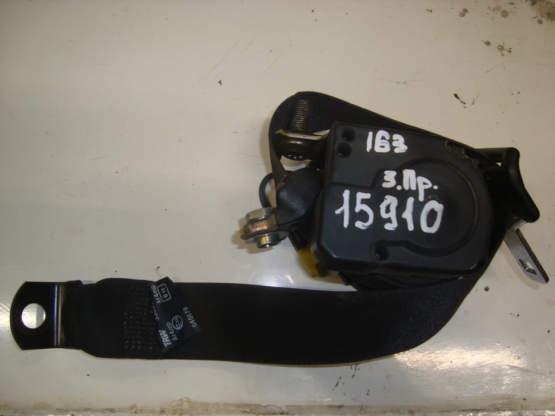 Ремень безопасности задний правый Mercedes-Benz W163 628 A1638602085 - изображение 1