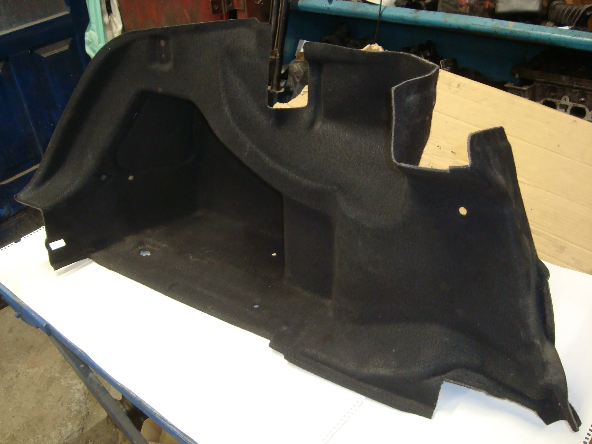 Обшивка багажного отделения левая Mercedes-Benz W204 271 A2046905426 - миниатюра 2