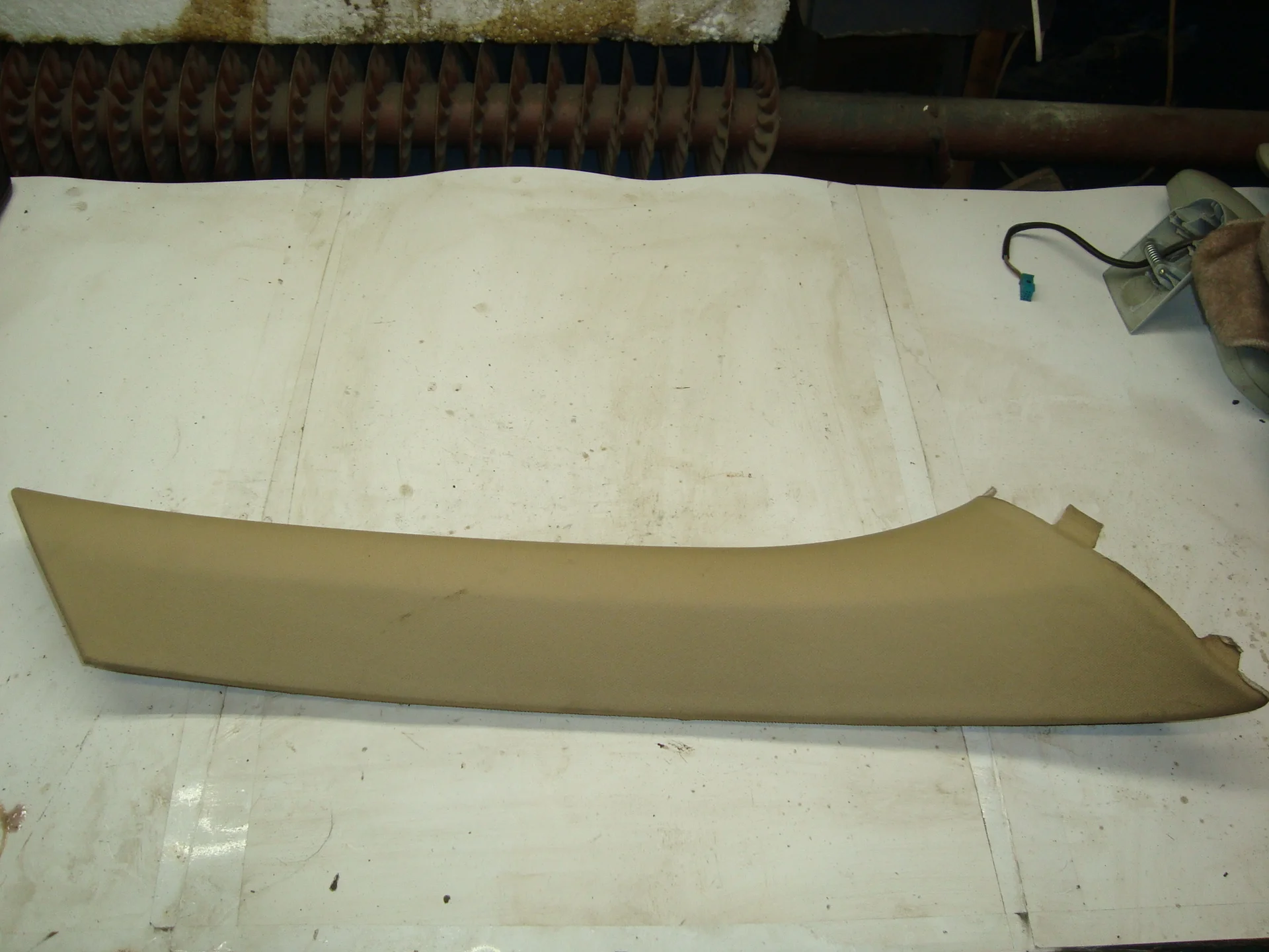 Обшивка стойки передняя правая Mercedes-Benz W164 642 A1646901226 - миниатюра 2