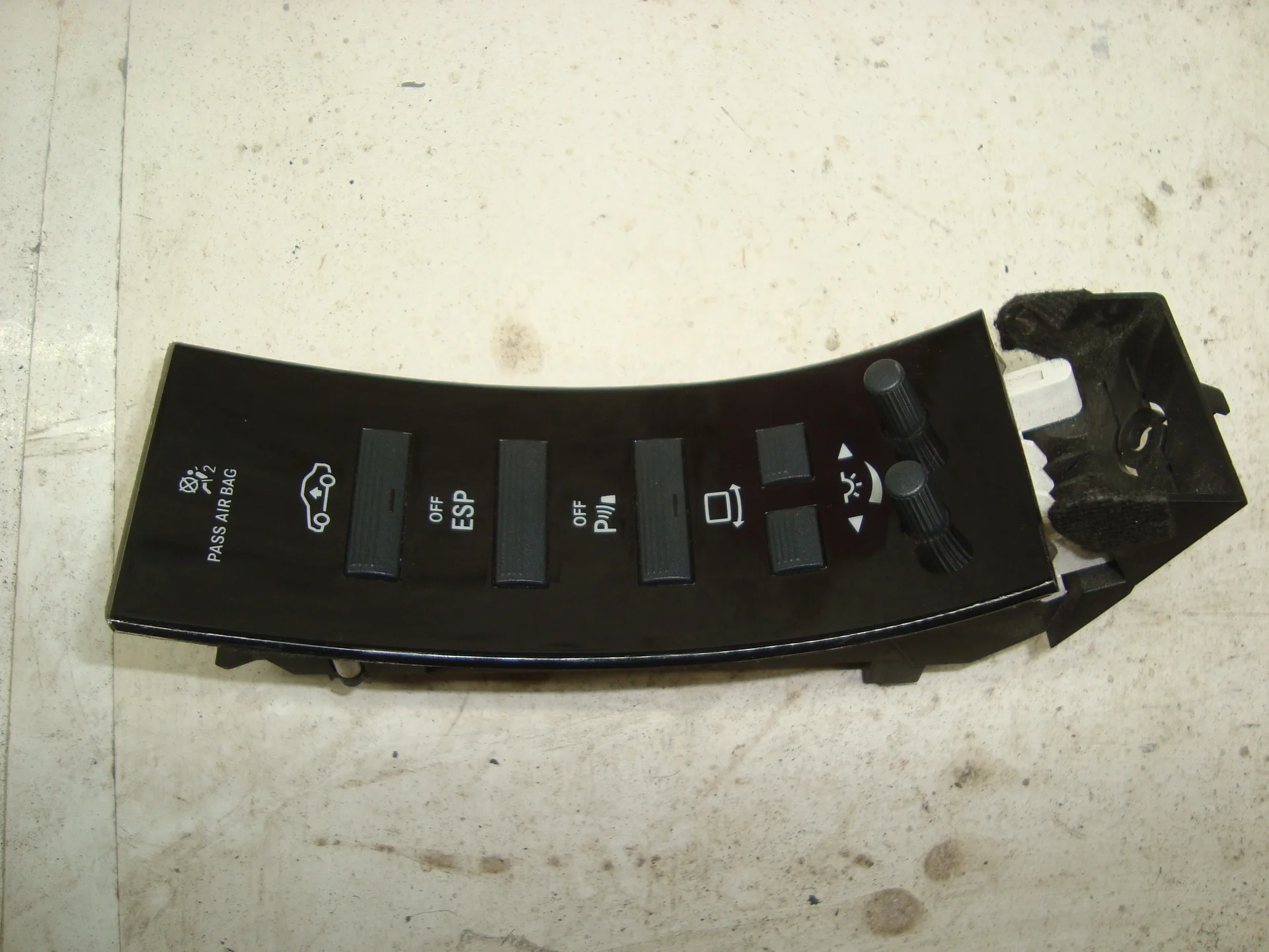 Блок кнопок OBF Mercedes-Benz W221 A2218701758 - изображение 1