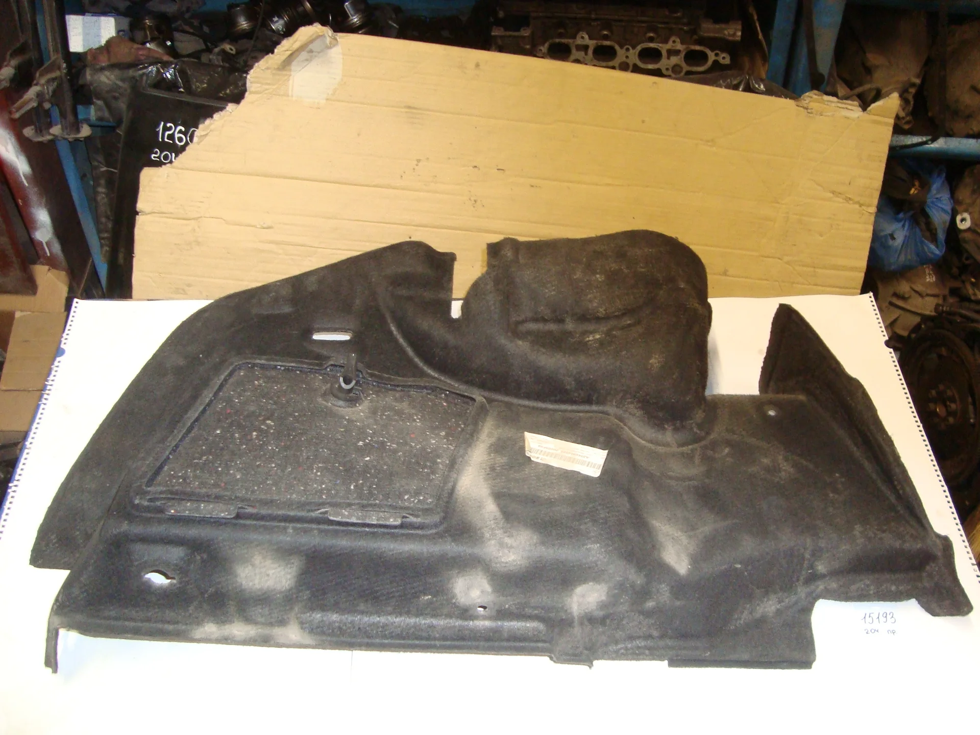 Обшивка багажного отделения правая Mercedes-Benz W204 271 A2046905526 - миниатюра 3