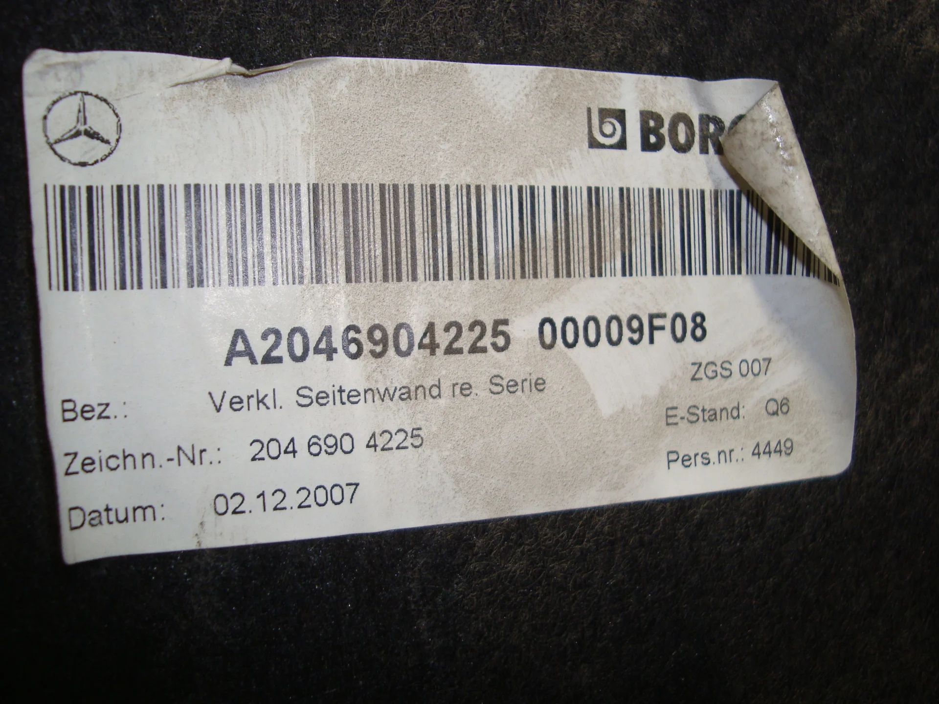 Обшивка багажного отделения правая Mercedes-Benz W204 271 A2046905526 - миниатюра 4