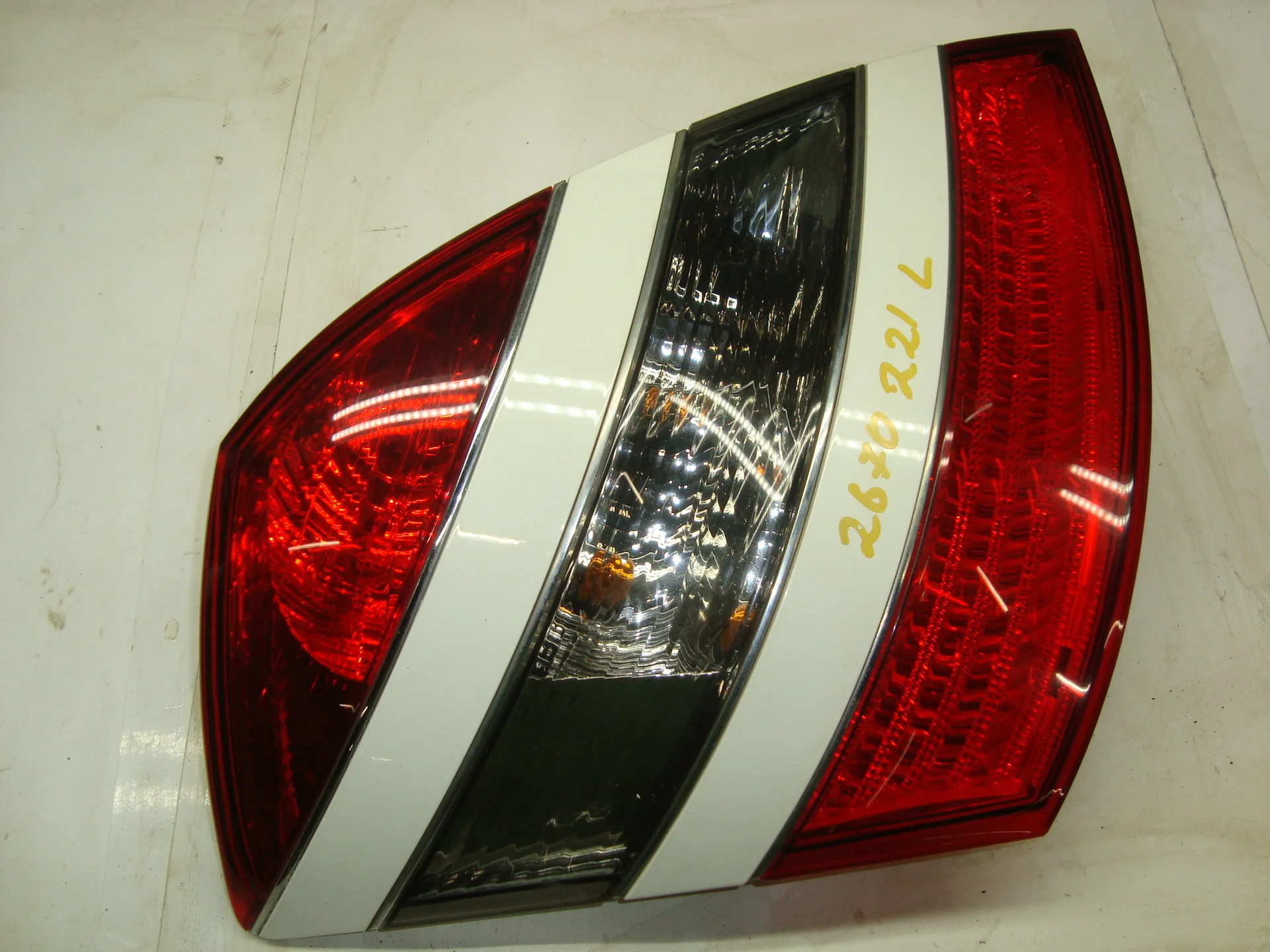 Фонарь задний левый Mercedes-Benz W221 A2218200164 - миниатюра 2