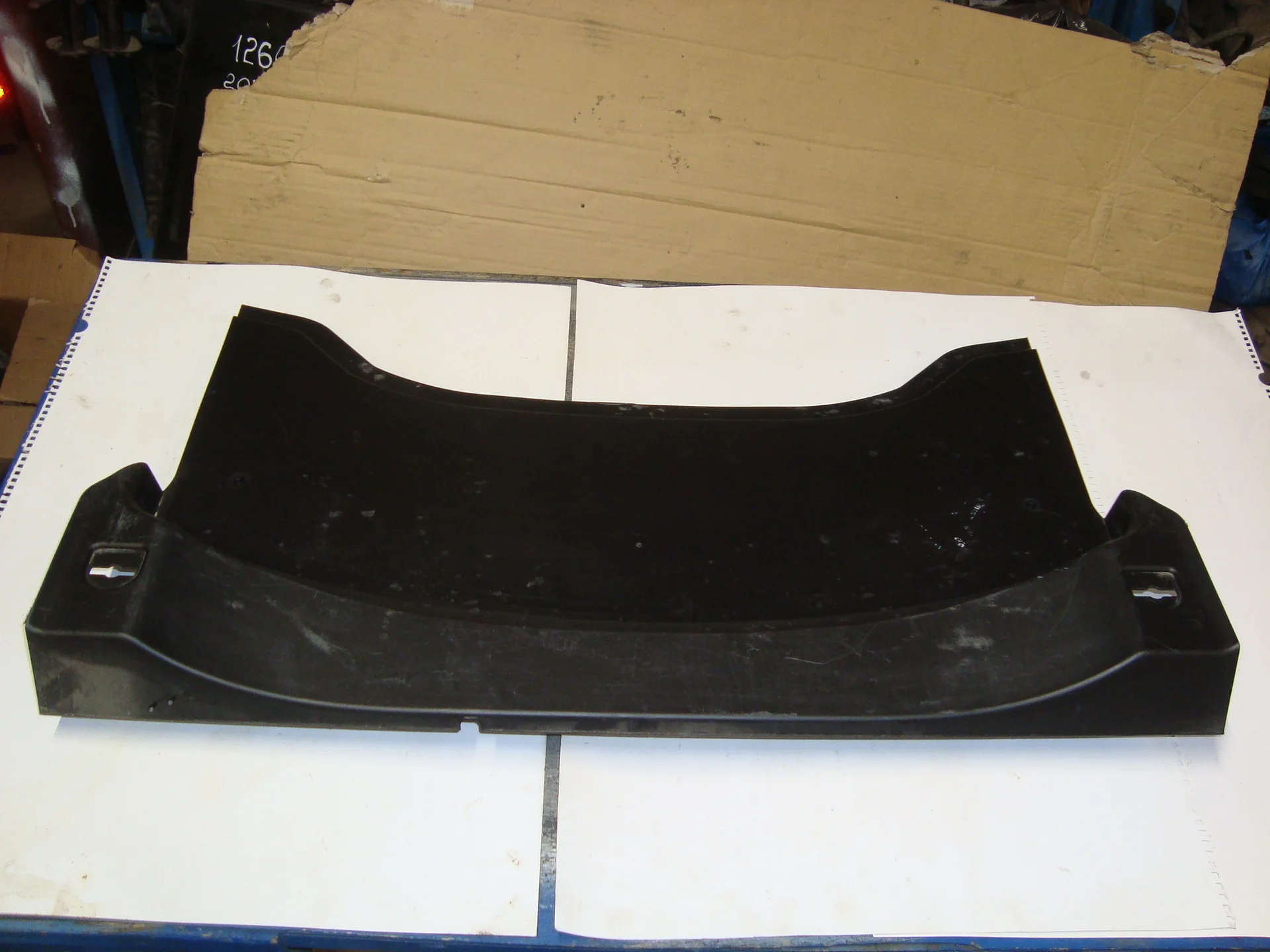 Обшивка пола багажника Mercedes-Benz W204 271 A2046901330 - миниатюра 2