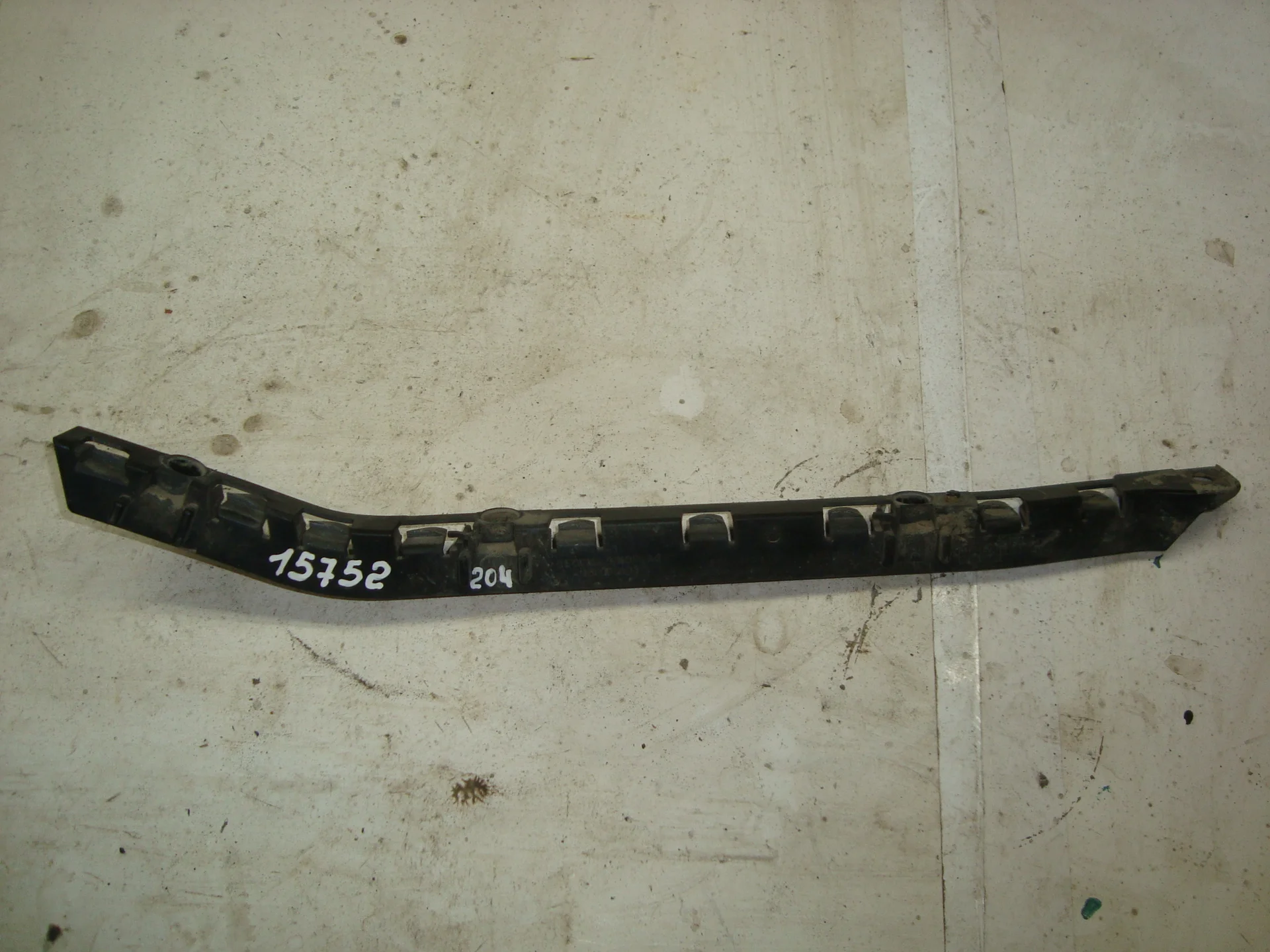 Кронштейн заднего бампера левый Mercedes-Benz W204 271 A2048800330 - миниатюра 2