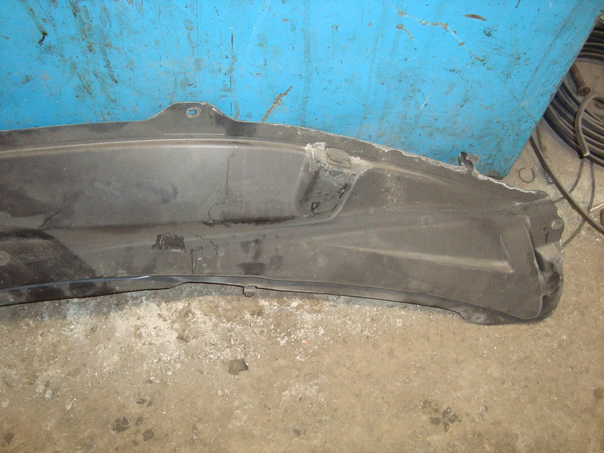 Воздухозаборник капота Mercedes-Benz W164 642 A1648800205 - миниатюра 4