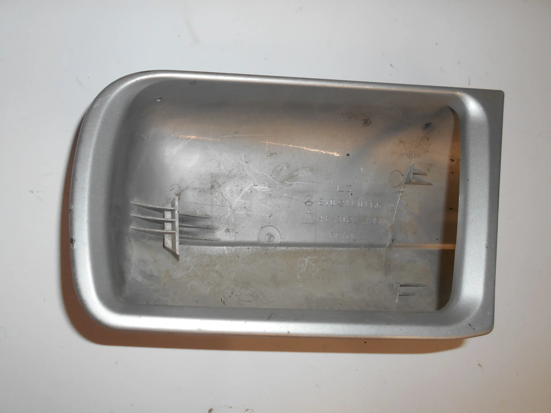 Корпус зеркала лев. Mercedes-Benz W210 A2108110160 - миниатюра 2