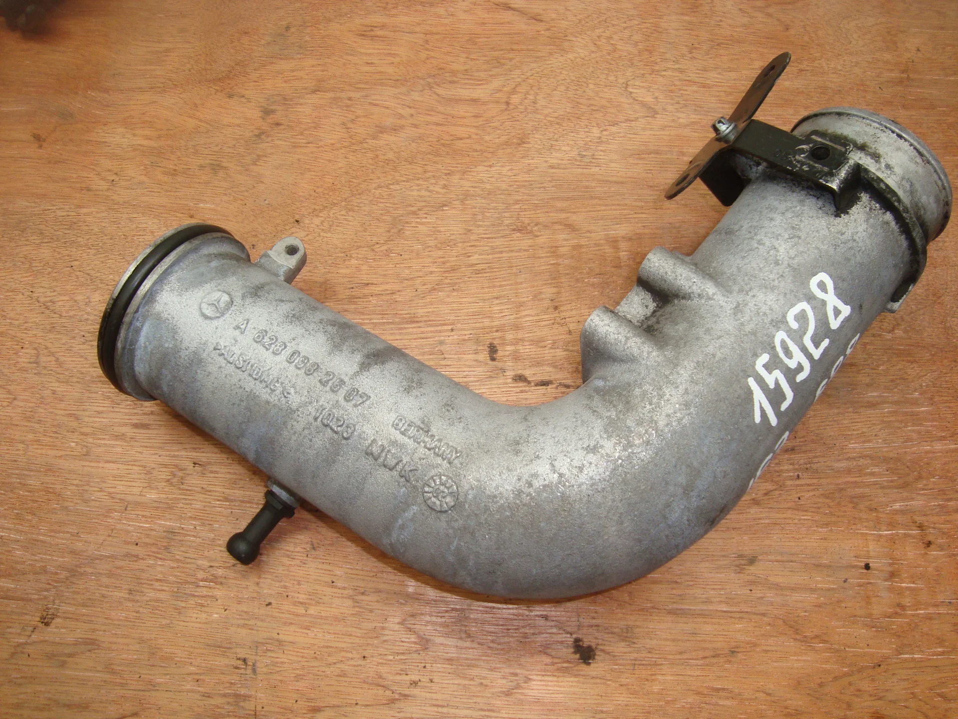 Патрубок интеркулера Mercedes-Benz W163 628 A6280900037 - изображение 1