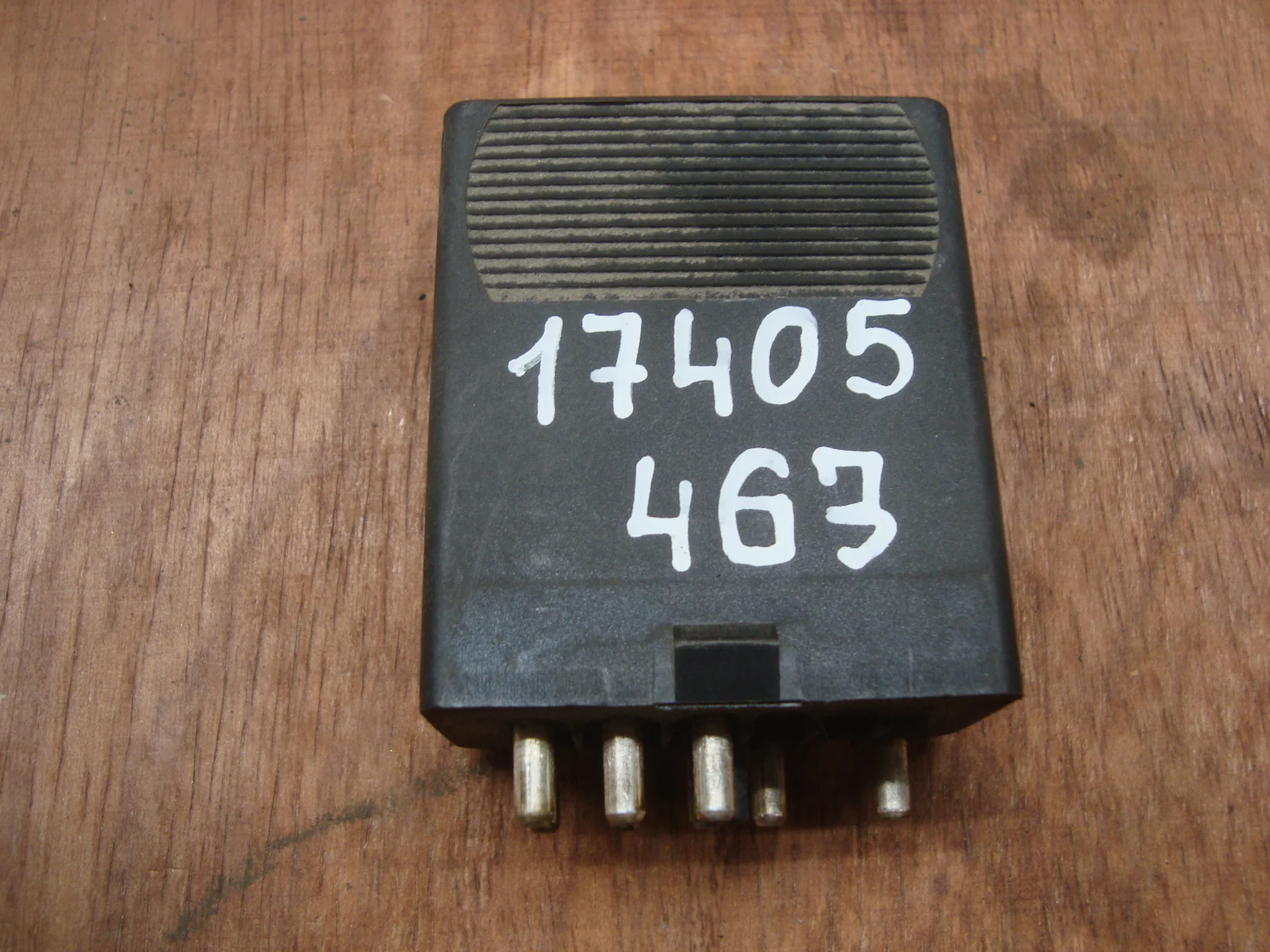 Реле Mercedes-Benz W463 A0075459632 - изображение 1