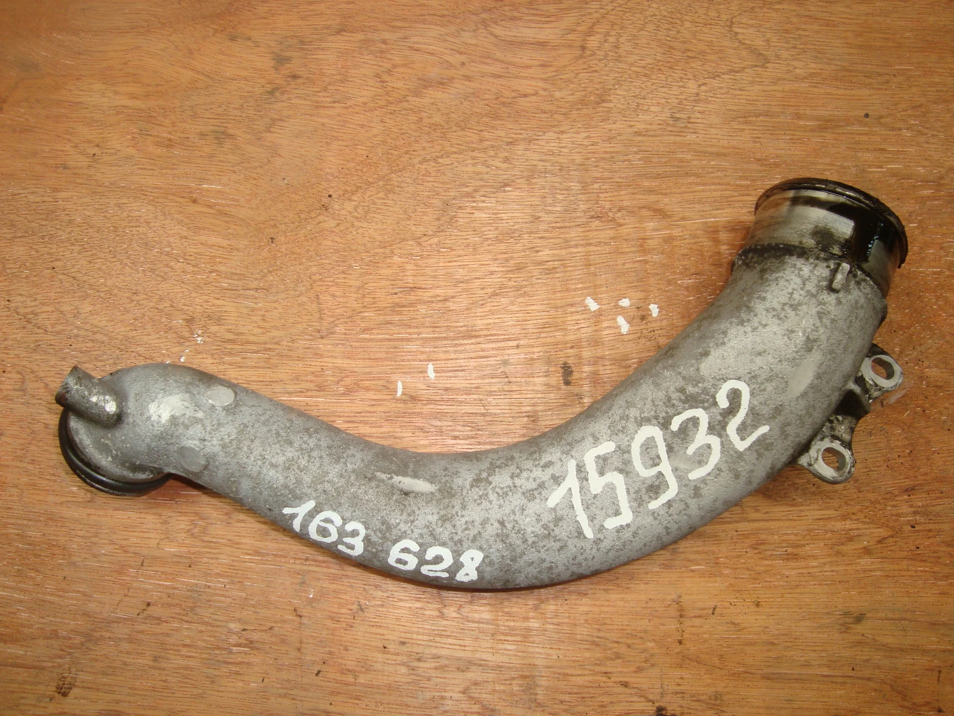 Патрубок интеркулера Mercedes-Benz W163 628 A6280982307 - изображение 1