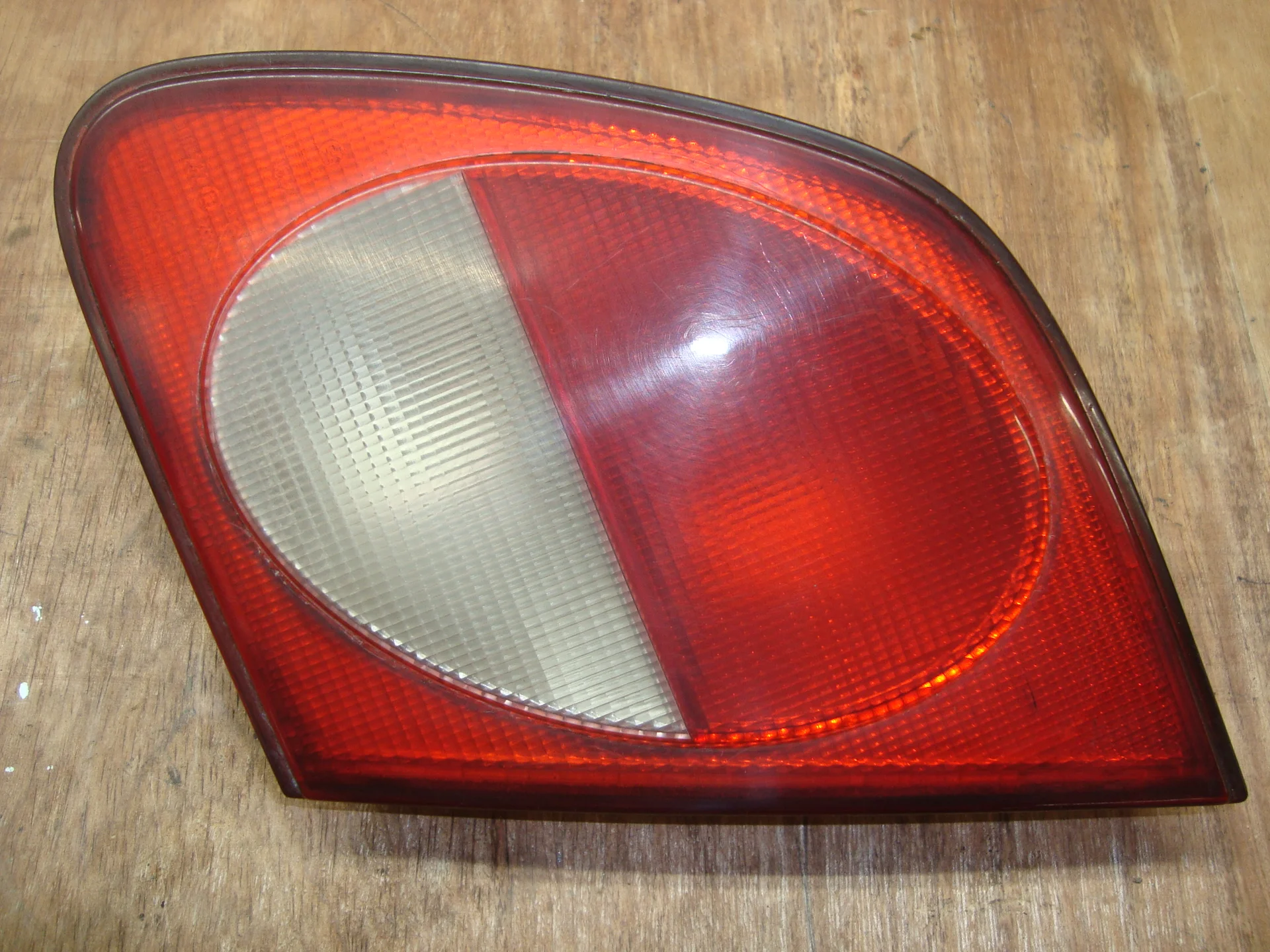 Фонарь на багажнике правый Mercedes-Benz W210 112 A2108201064 - изображение 1