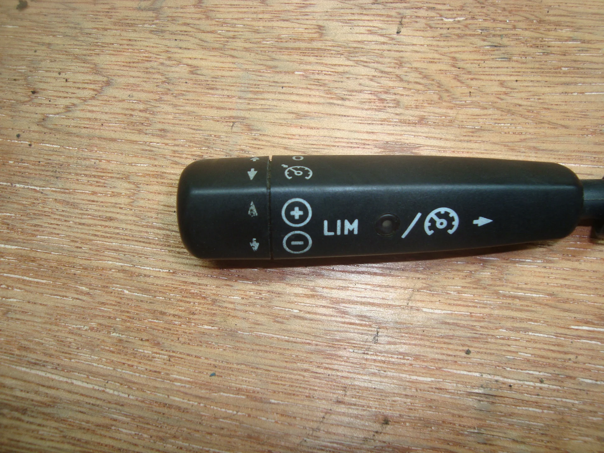 Переключатель круиз контроля Mercedes-Benz W163 628 A0075458924 - миниатюра 2