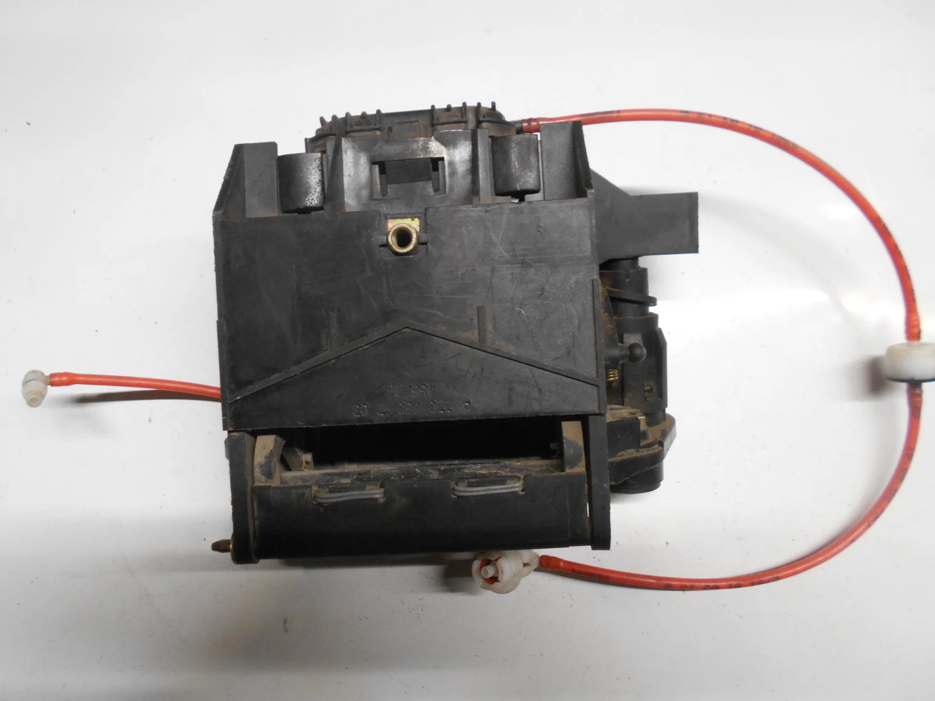 Кнопка открытия багажника Mercedes-Benz W220 A2207501293 - миниатюра 2