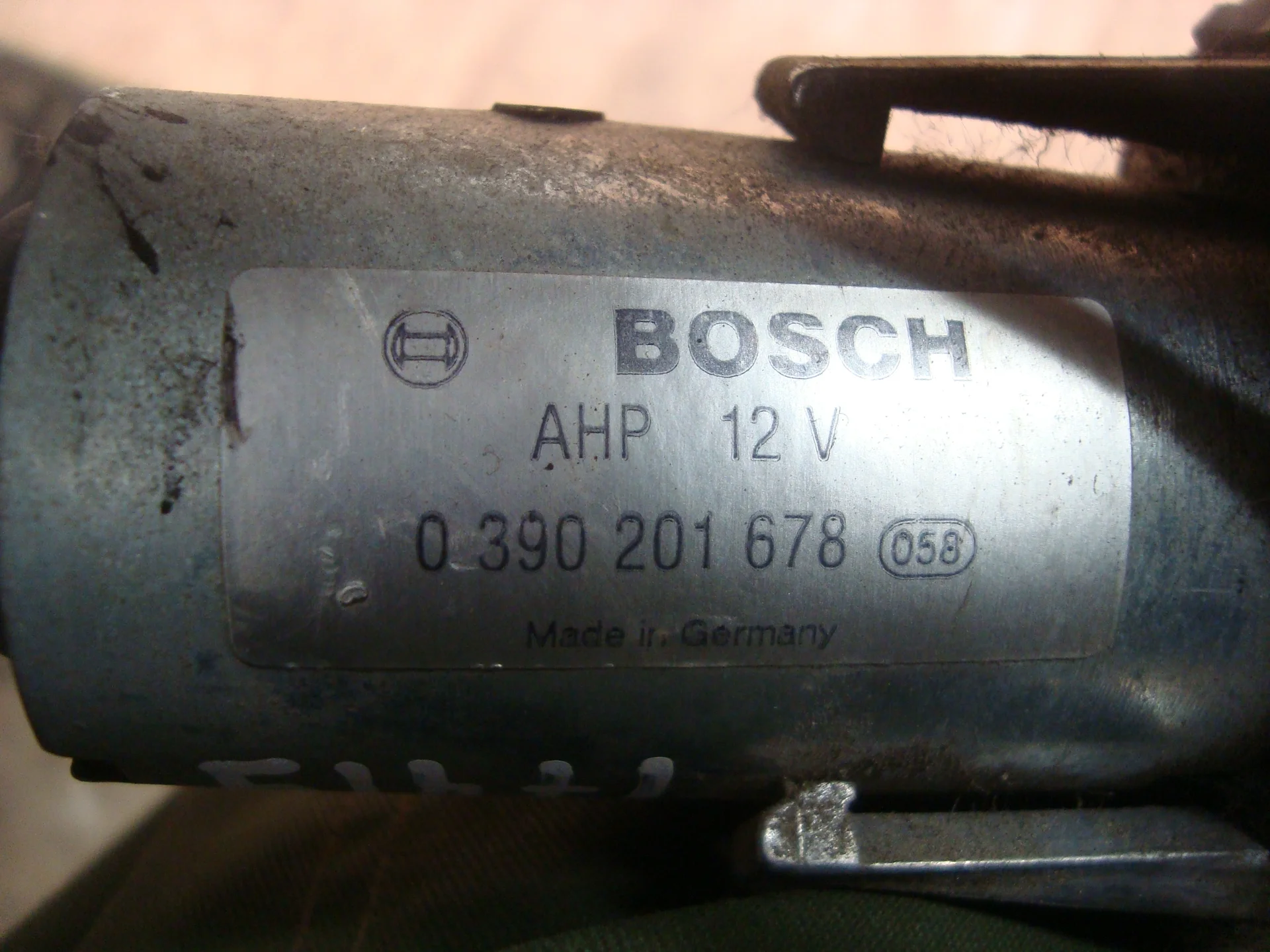 Замок багажника Mercedes-Benz Т210  A2107400536 - миниатюра 3
