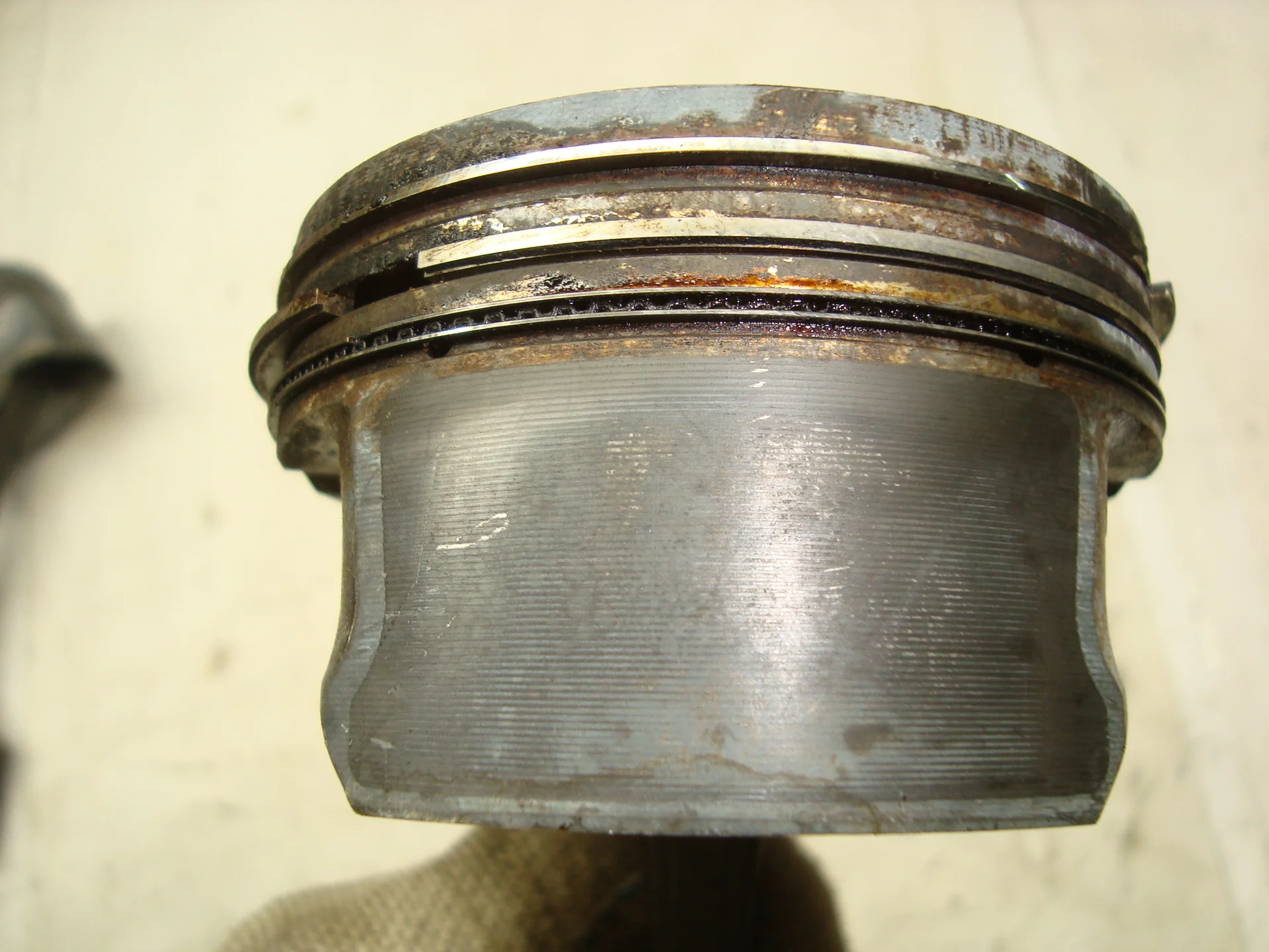 Поршень с шатуном Mercedes-Benz W169 266 - миниатюра 2