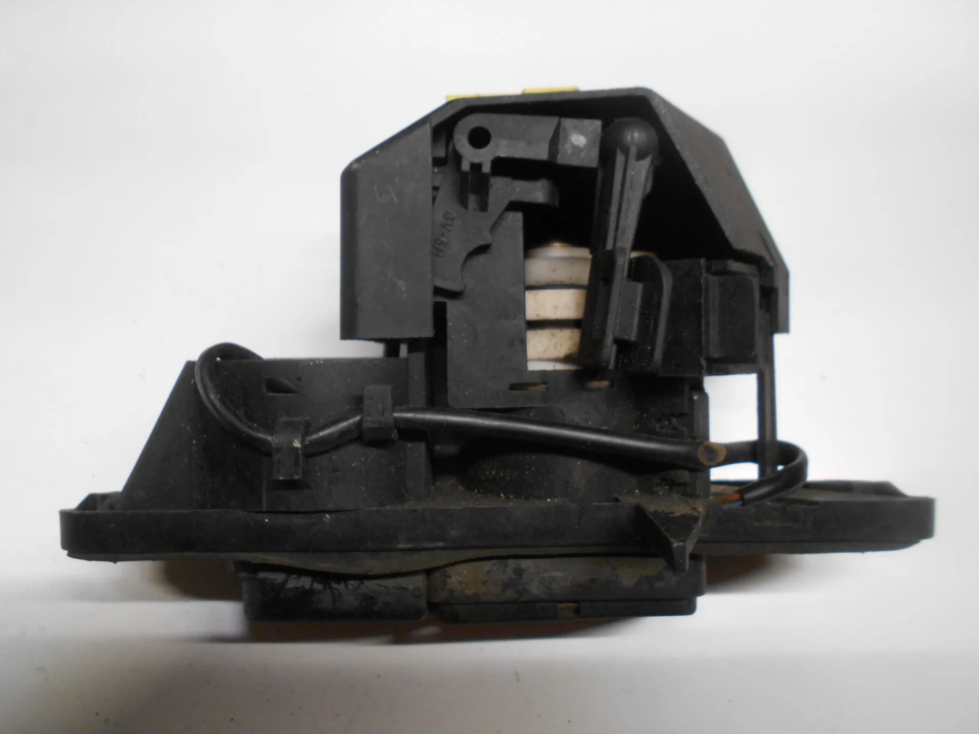 Кнопка открытия багажника Mercedes-Benz W220 A2208210751 - миниатюра 2