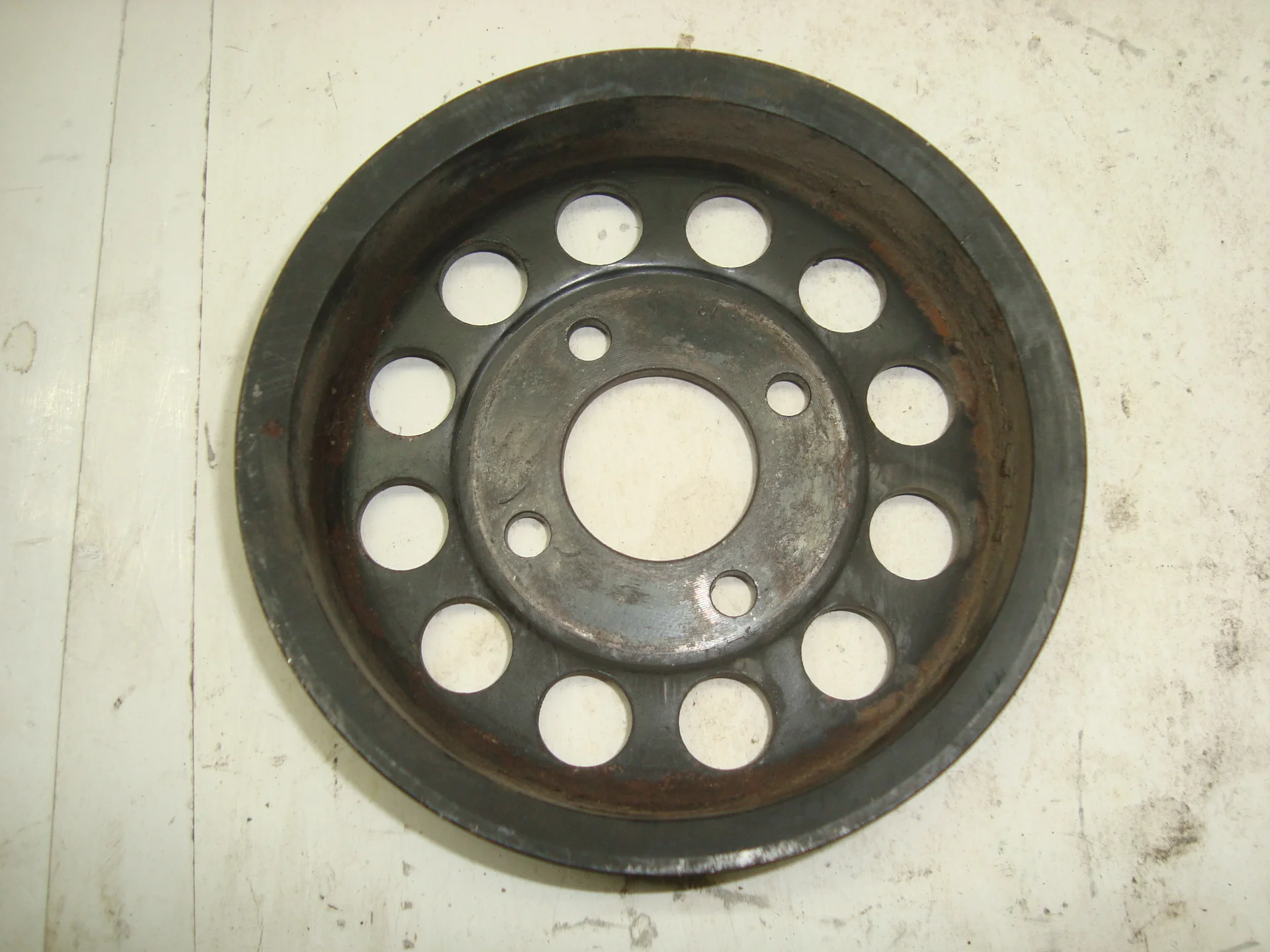 Шкив помпы Mercedes-Benz W168 166 A1662020010 - миниатюра 2