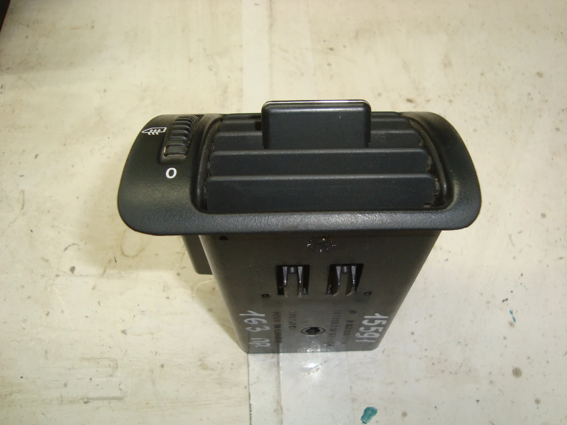 Дефлектор печки правый Mercedes-Benz W163 628 A1638301254 - миниатюра 2