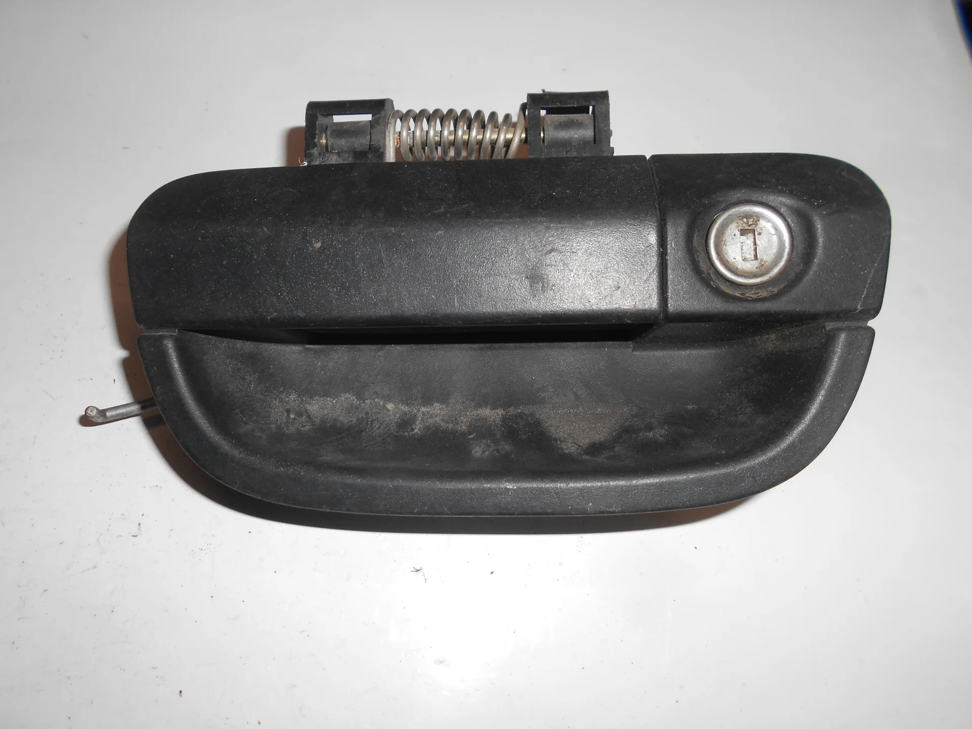 Ручка наружная крышки багажника Mercedes-Benz W639  A6397600559 - миниатюра 2