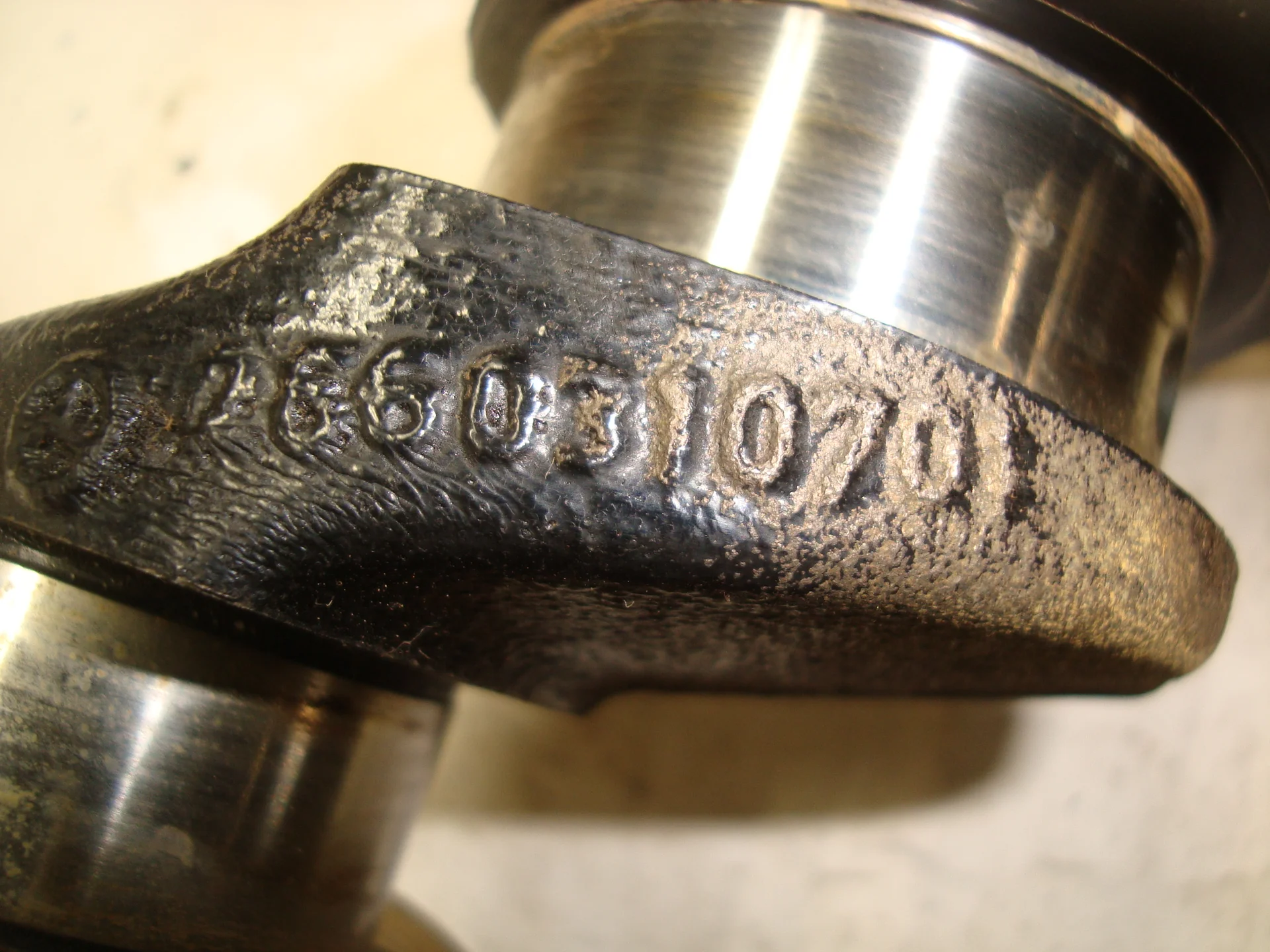 Коленвал Mercedes-Benz W169 266 A2660310701 - миниатюра 2