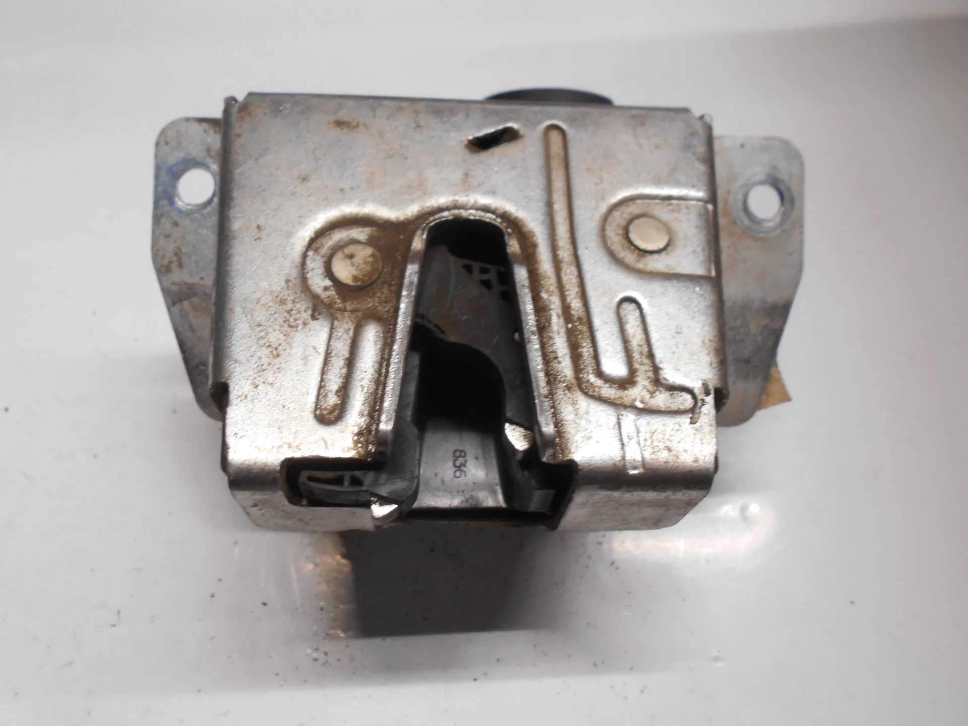 Замок багажника Mercedes-Benz W163 111 A1637400135 - миниатюра 2